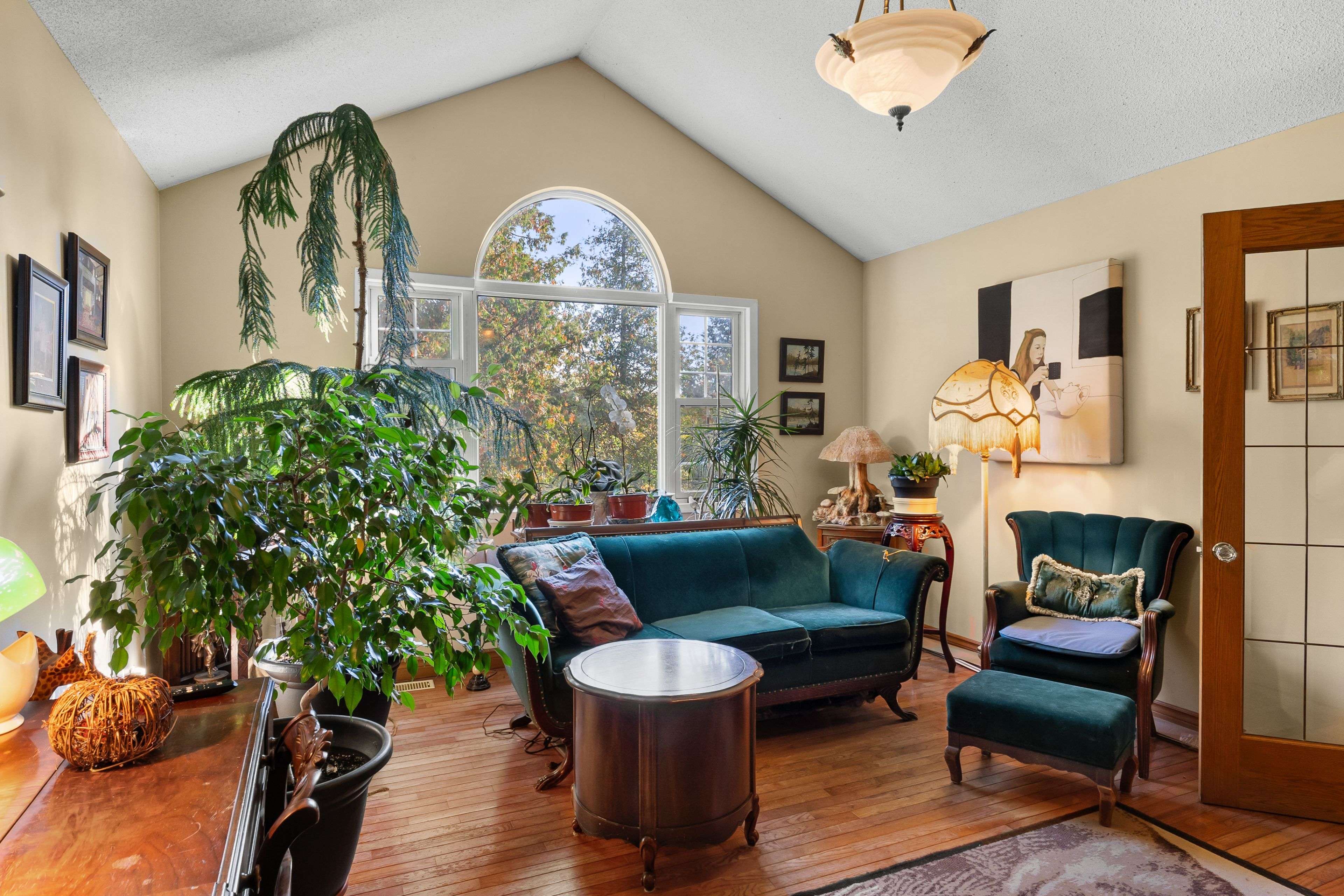 Kawartha Lakes, ON K0M 1L0,2269 Thurstonia RD