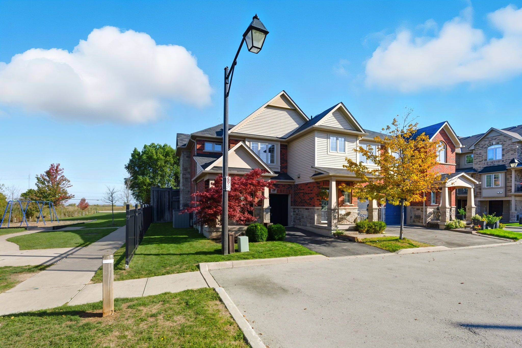 Grimsby, ON L3M 0C5,541 Winston RD #85