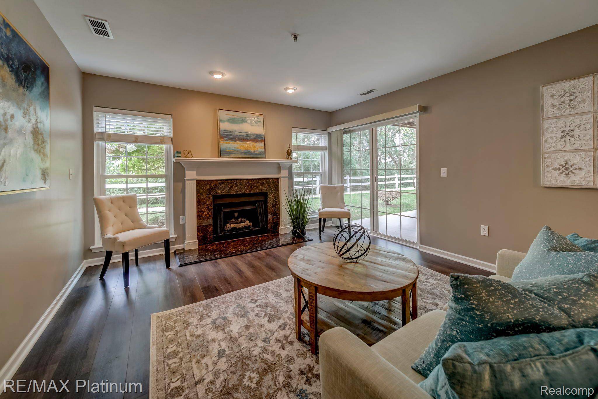 Brighton, MI 48116,4354 Deeside DR