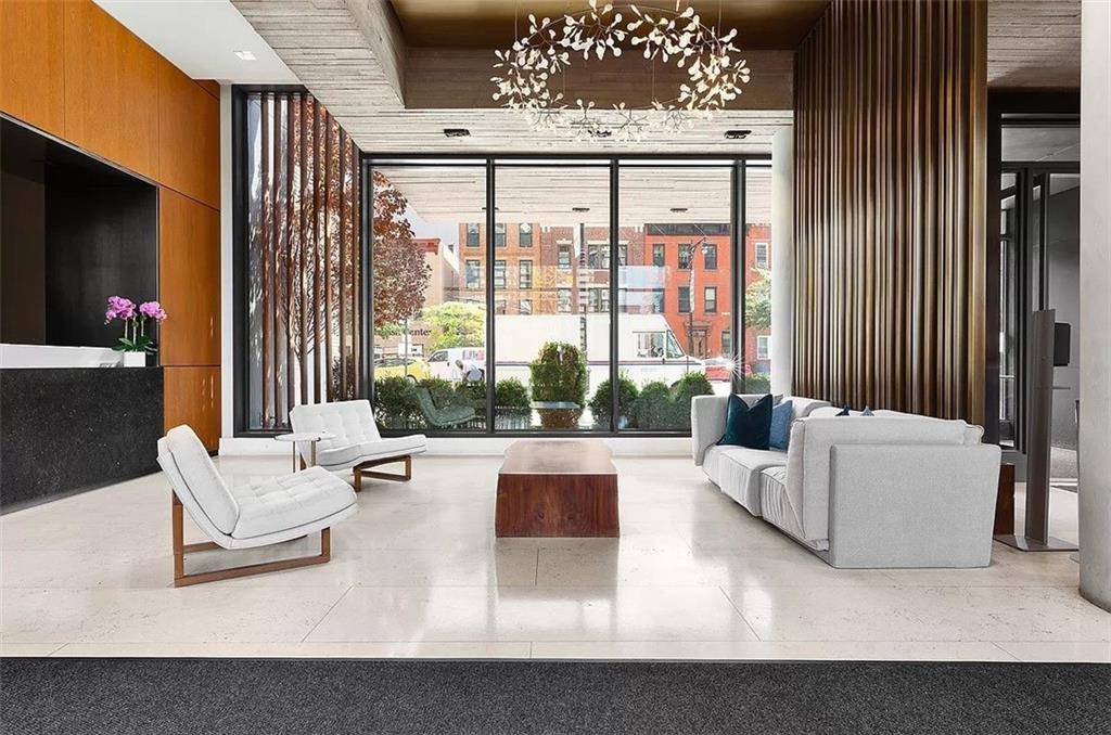 Brooklyn, NY 11238,550 Vanderbilt AVE #811