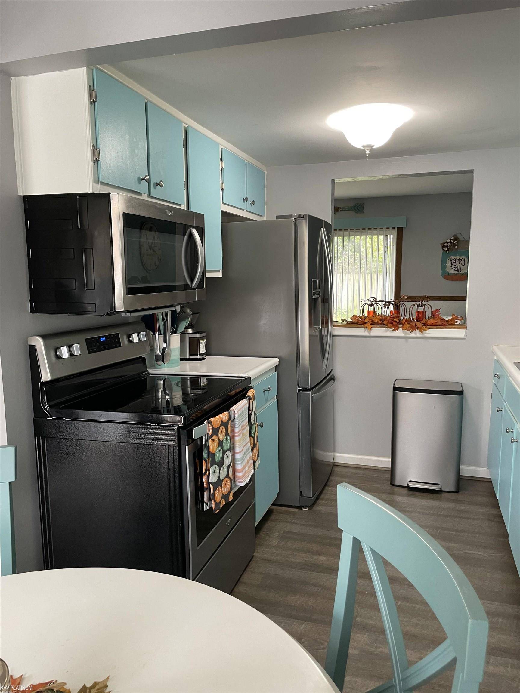 Harrison Twp, MI 48045,39716 Manor