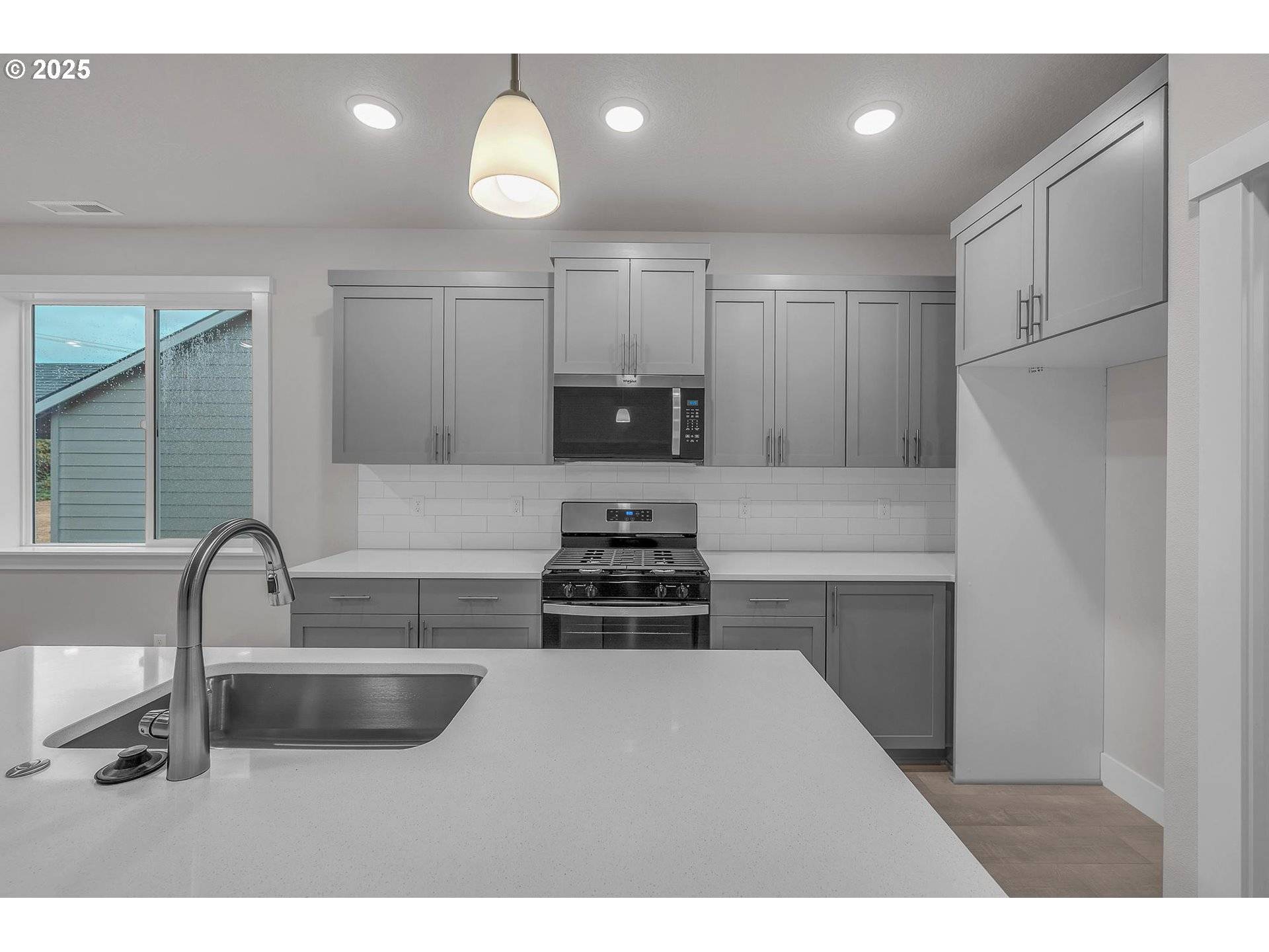 St Helens, OR 97051,35551 VALLEY VIEW DR