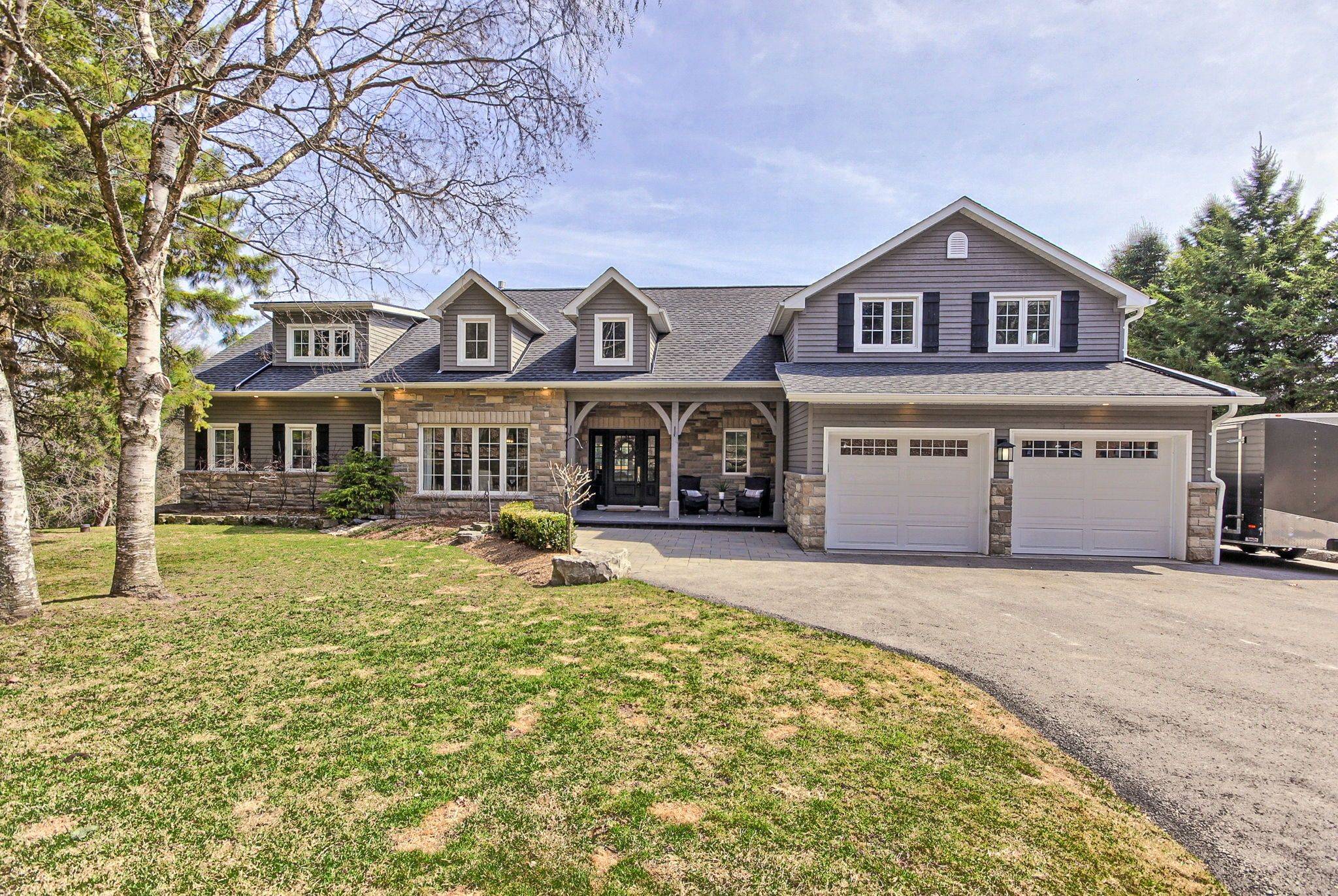 East Gwillimbury, ON L0G 1E0,17781 Mccowan RD