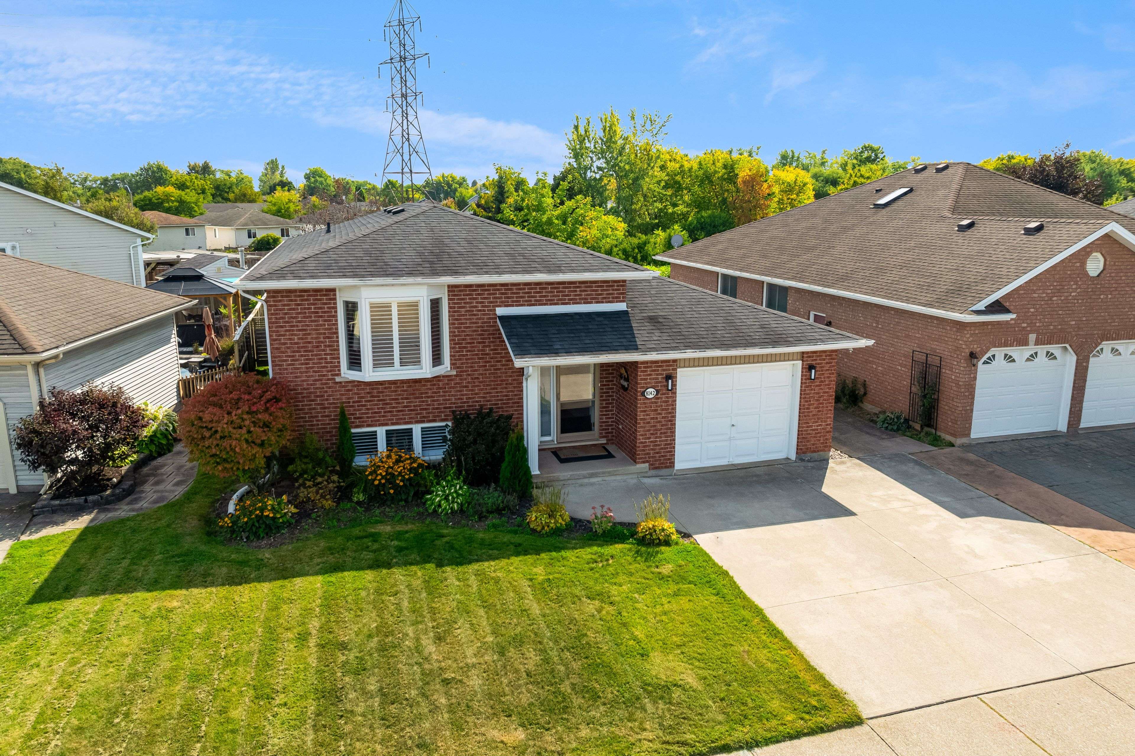 Niagara Falls, ON L2H 3A9,8142 Marcon ST