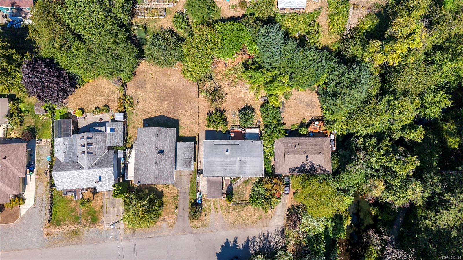 Nanaimo, BC V9S 1J2,1416 White St