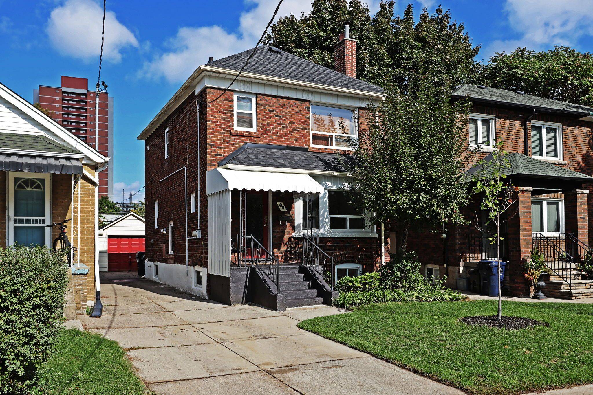 Toronto E03, ON M4K 2B5,86 Floyd AVE