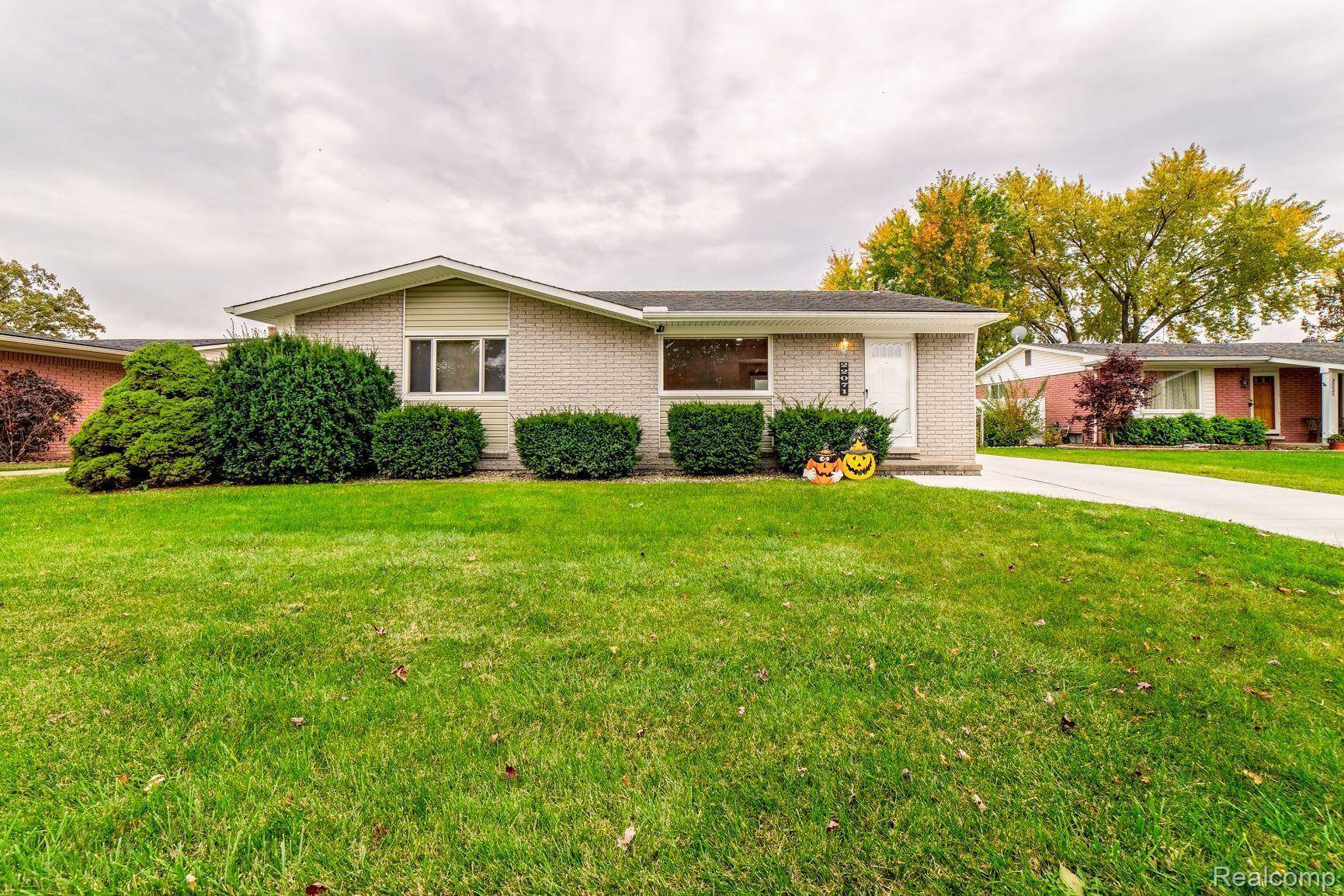 Woodhaven, MI 48183,22071 REINHARDT ST