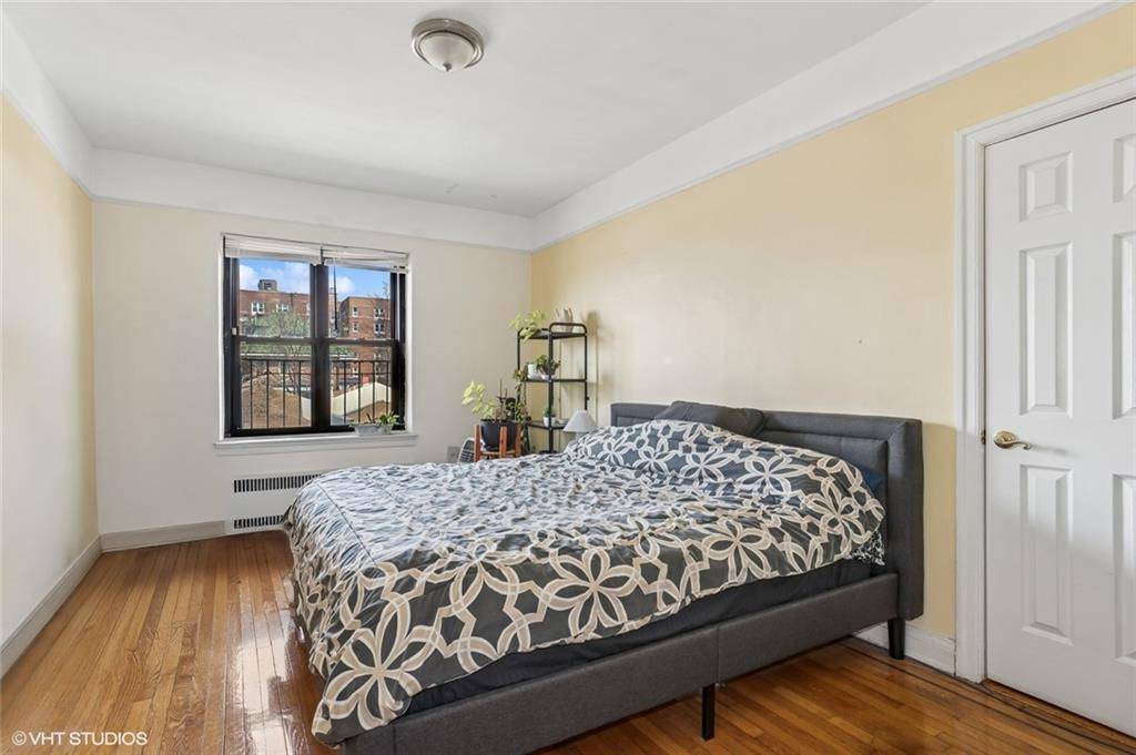 Brooklyn, NY 11209,130 Bay Ridge Pkwy #4S