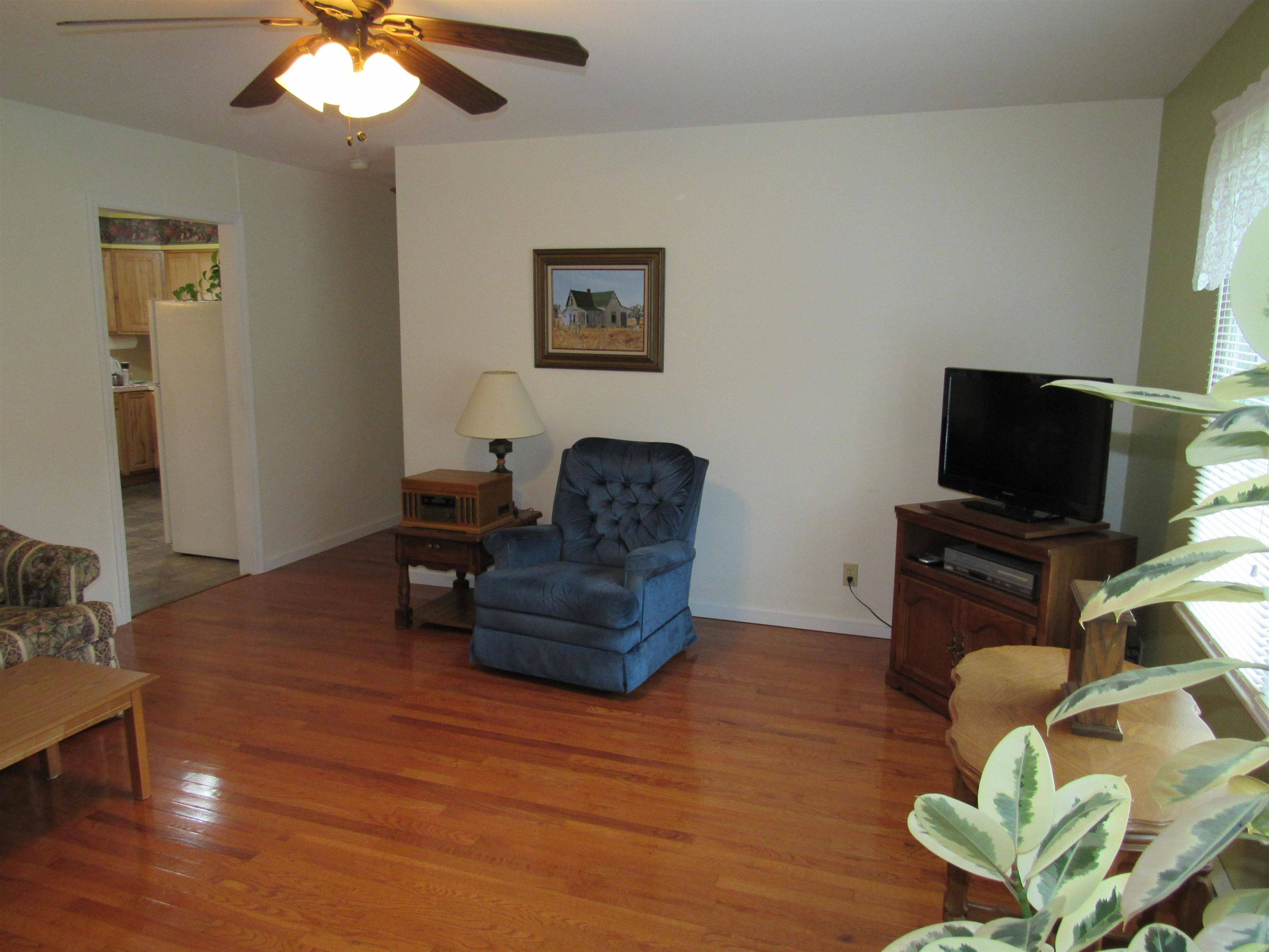 Tawas City, MI 48763,206 Ninth