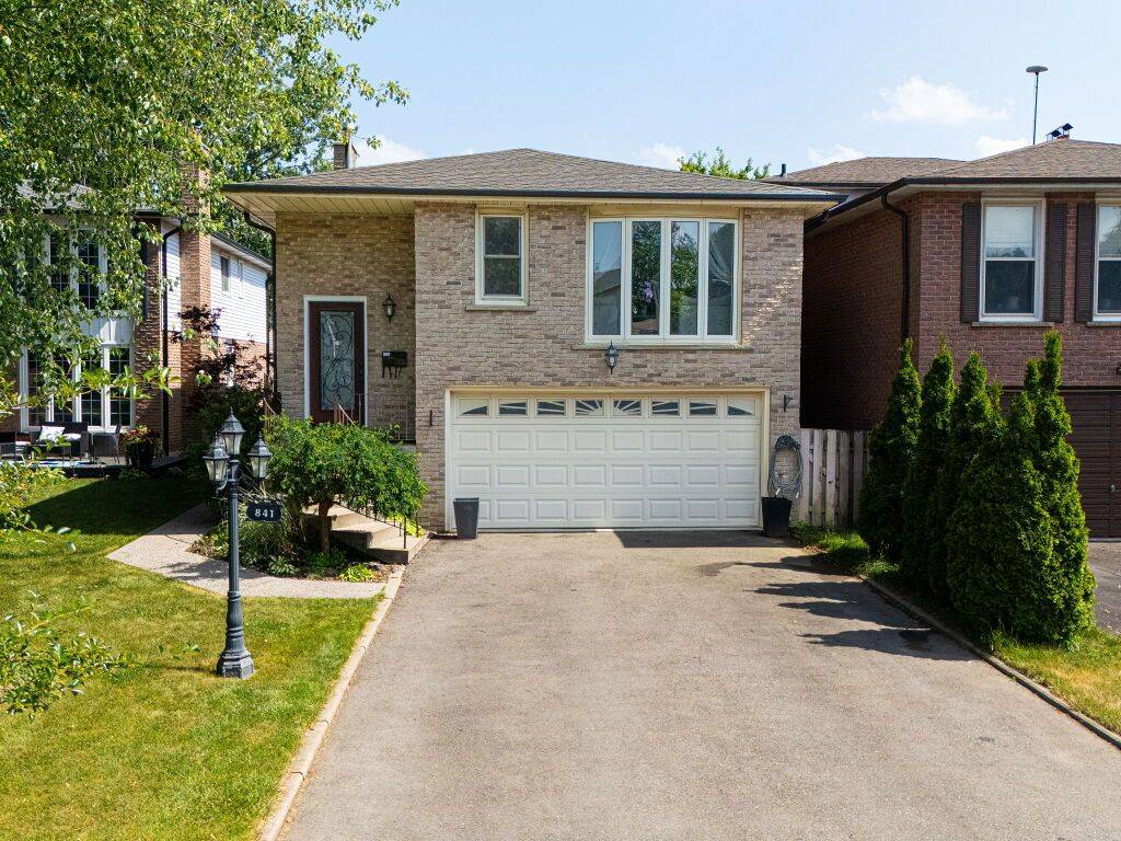 Milton, ON L9T 4K3,841 Coulson AVE