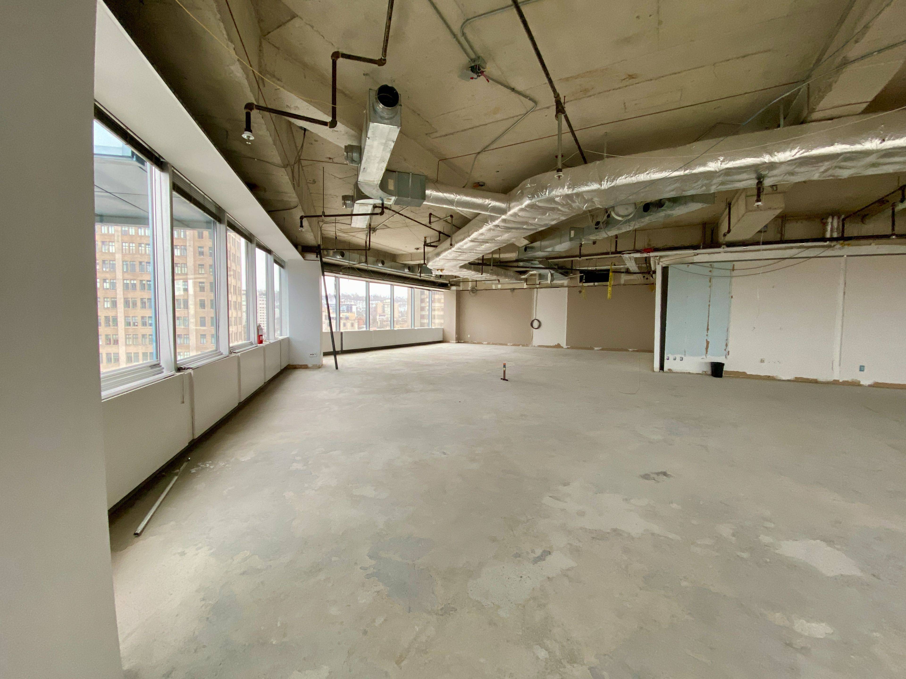 Hamilton, ON L8P 4W7,21 King ST W #900