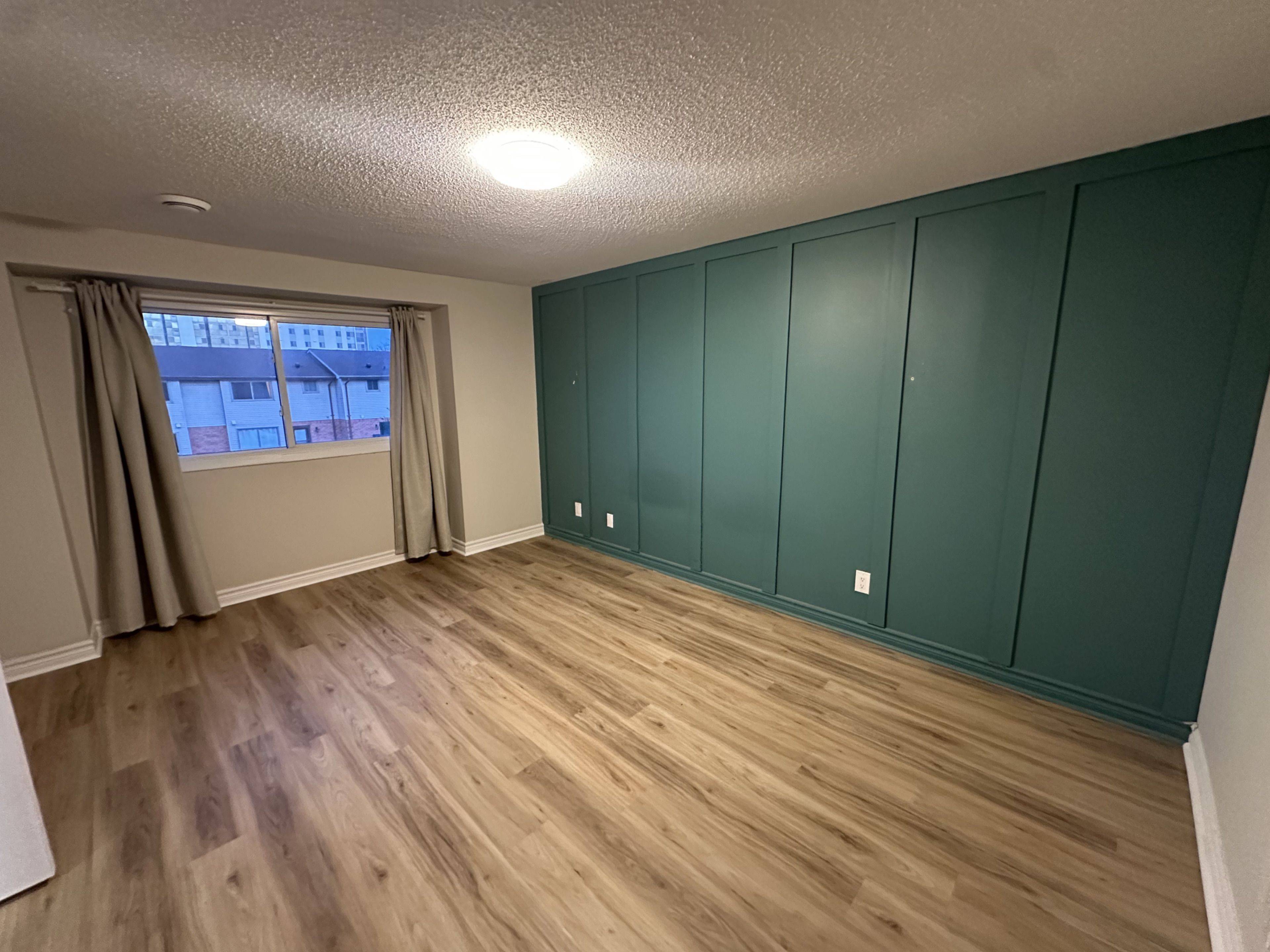 London South, ON N6J 4J3,135 Belmont DR #7