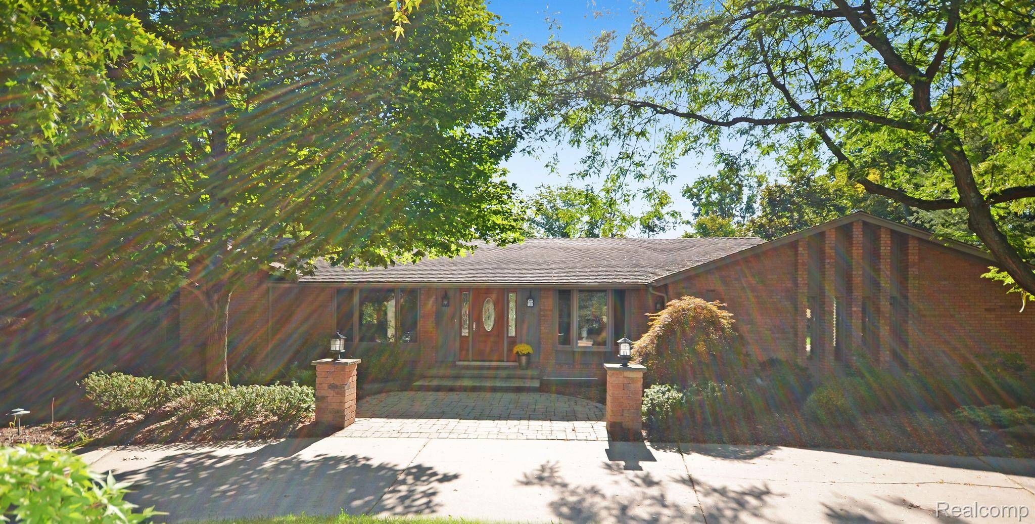 Northville, MI 48167,21356 Lujon DR