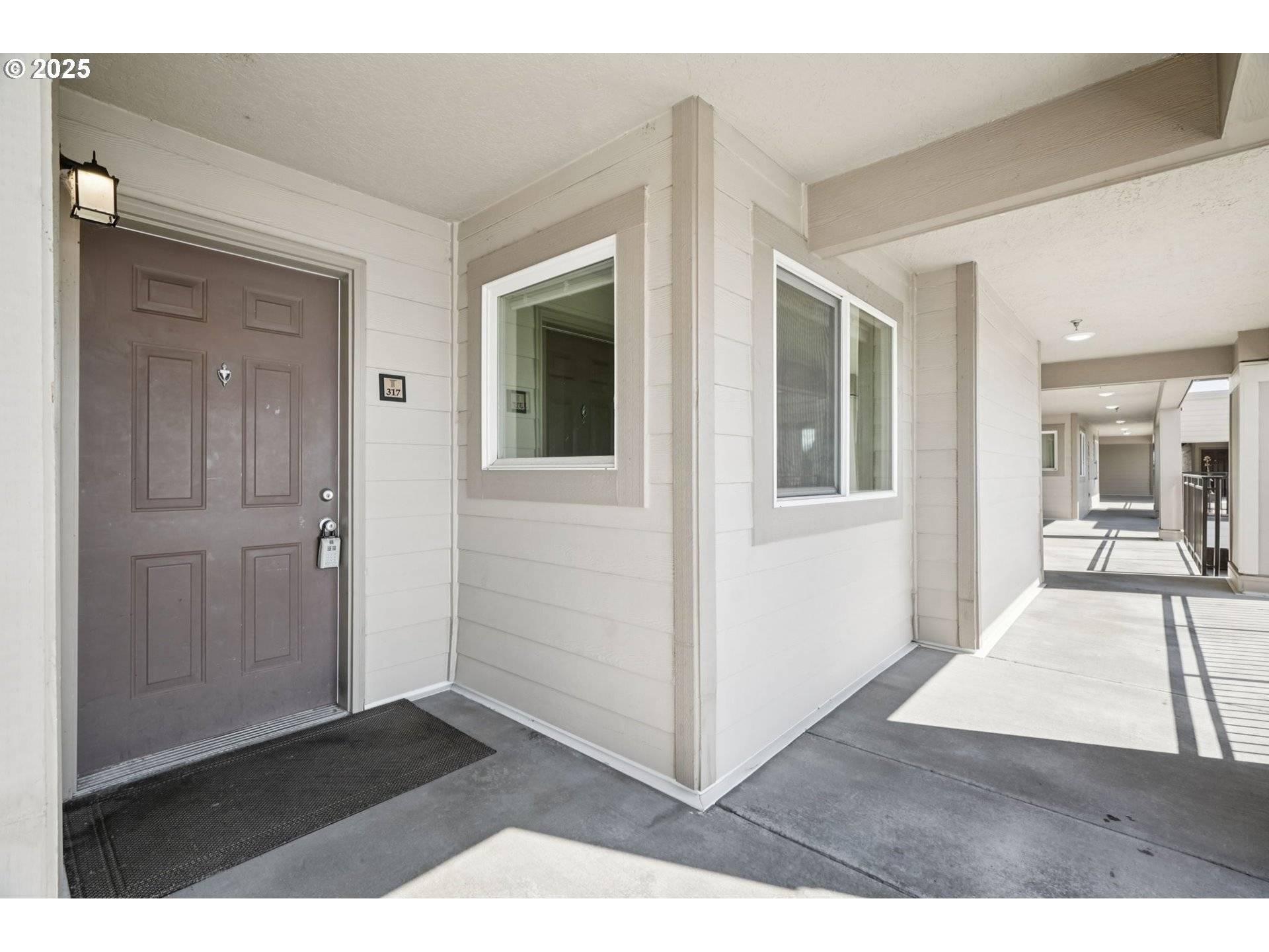 Portland, OR 97229,15320 NW CENTRAL DR #317