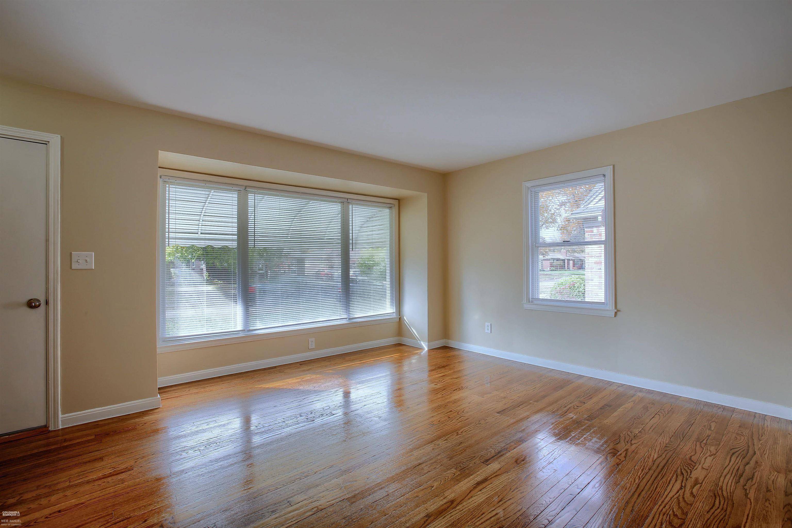 Saint Clair Shores, MI 48080,22635 Rosedale