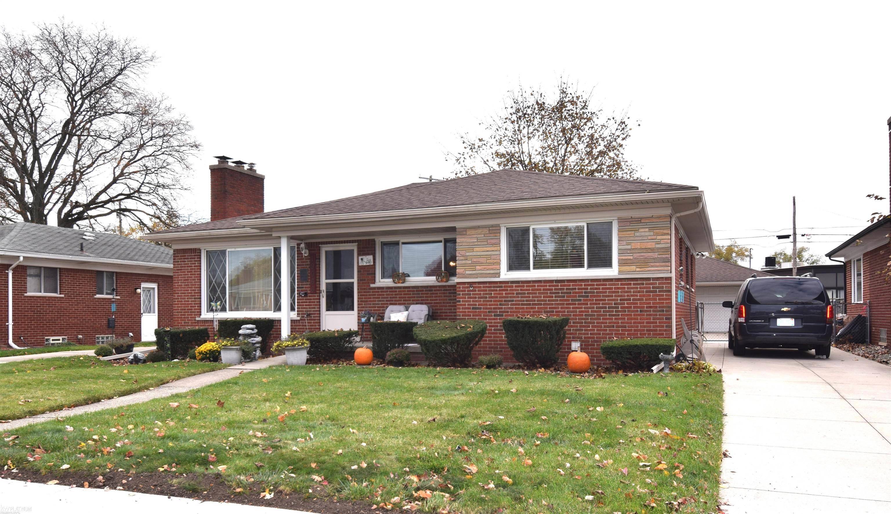 Eastpointe, MI 48021,19066 Mott