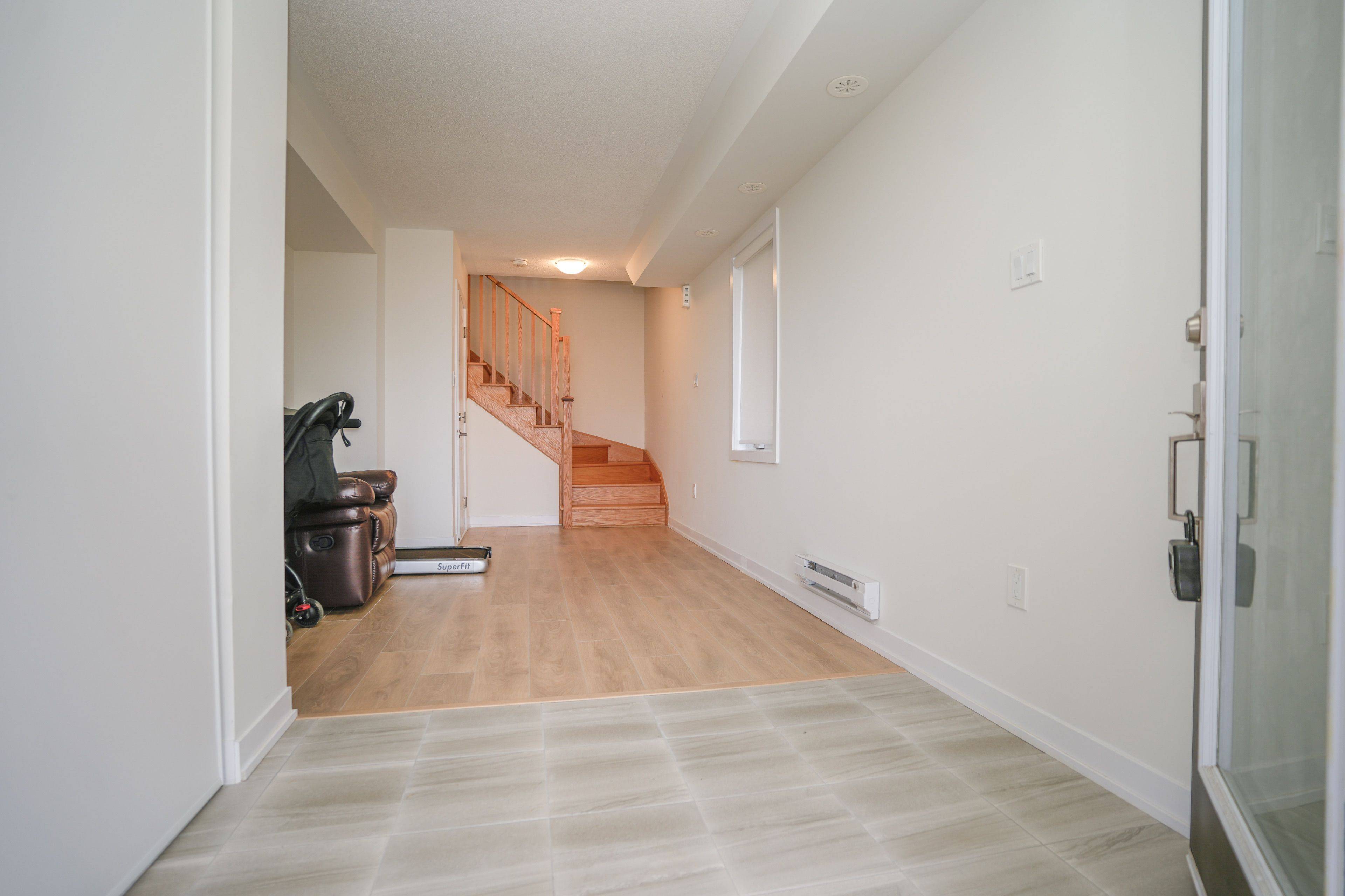 Pickering, ON L1V 0H2,1865 Pickering Pkwy #201