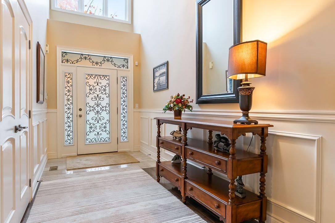 Mississauga, ON L5H 4L3,762 Hidden Grove LN