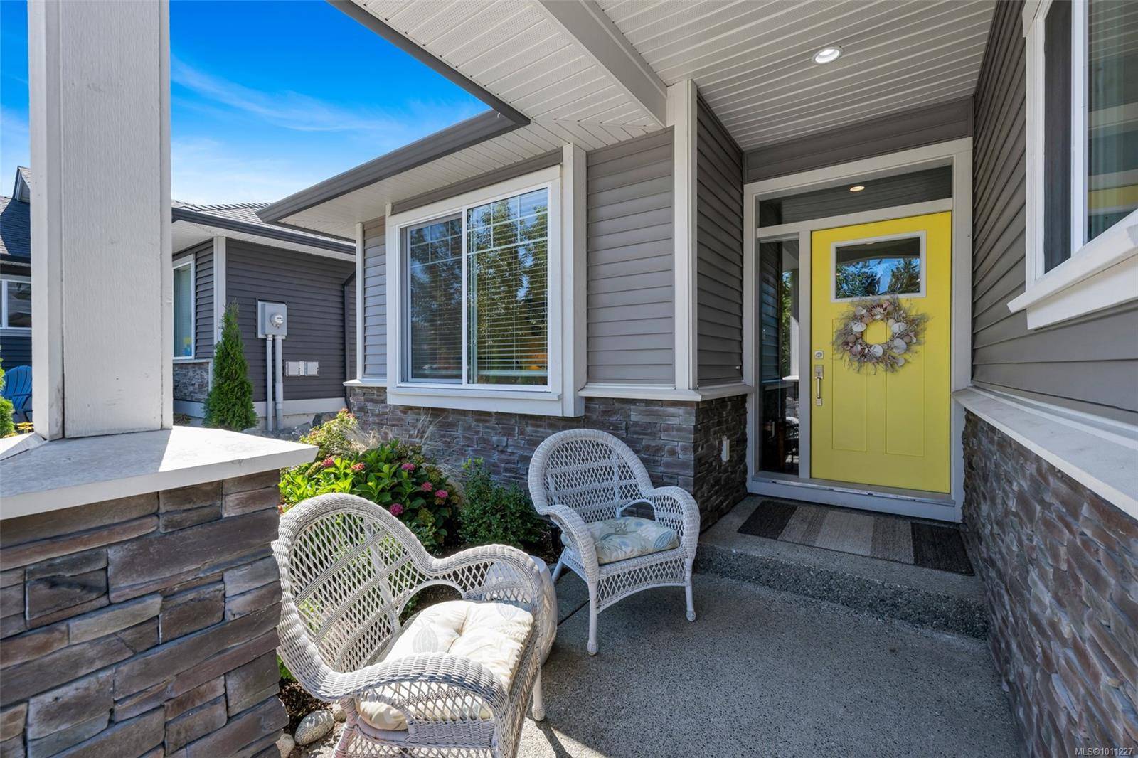 Chemainus, BC V0R 1K3,9650 Askew Creek Dr #32