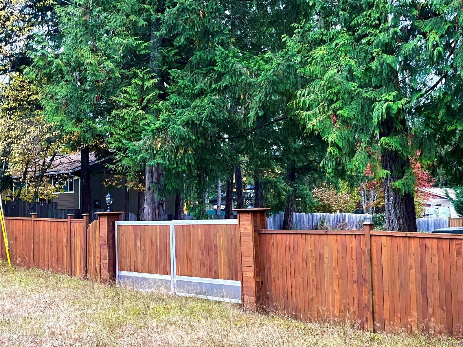 Nanaimo, BC V9R 6W2,2303 Jingle pot Rd