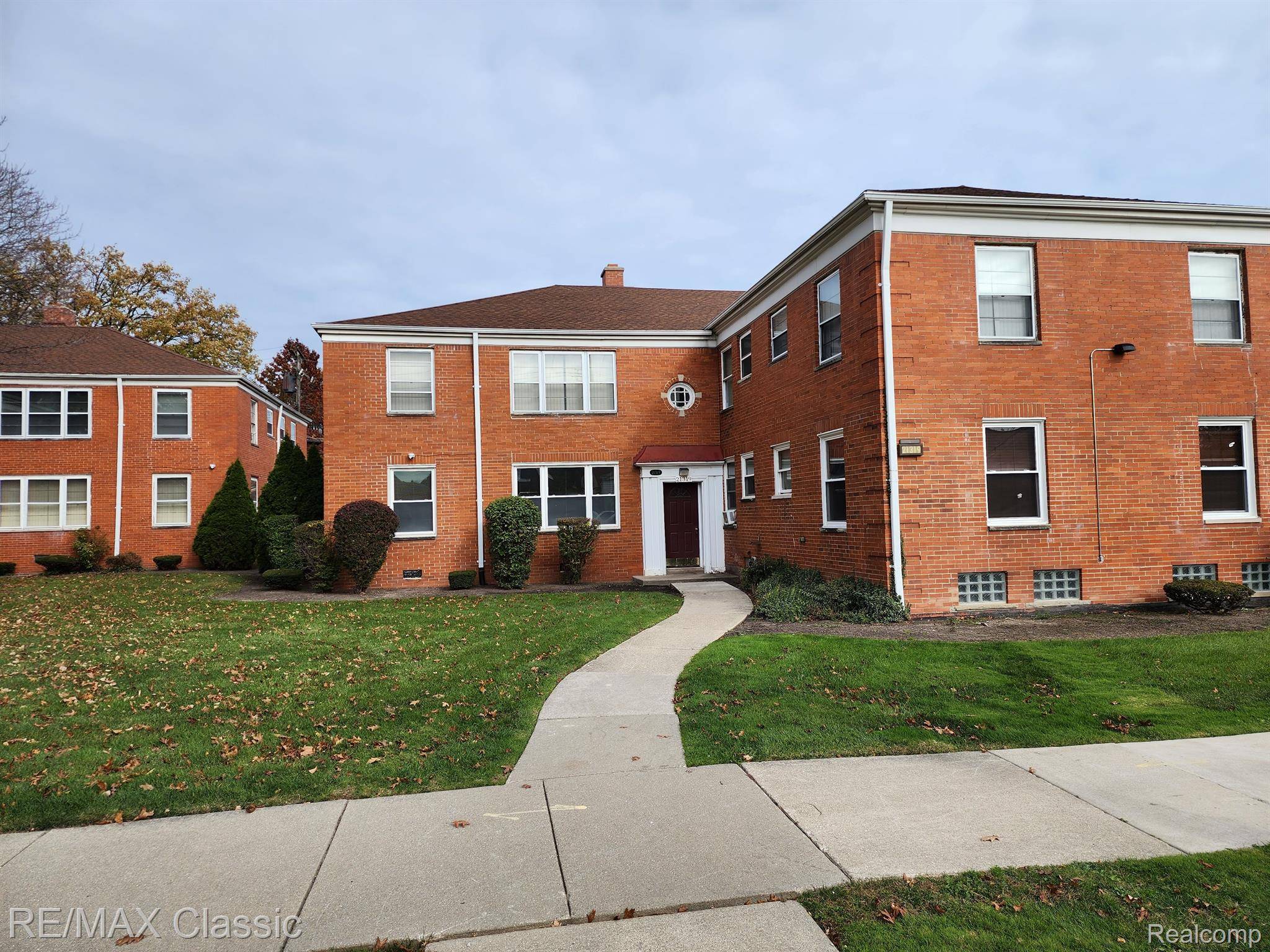 Harper Woods, MI 48225,21319 KINGSVILLE ST #104