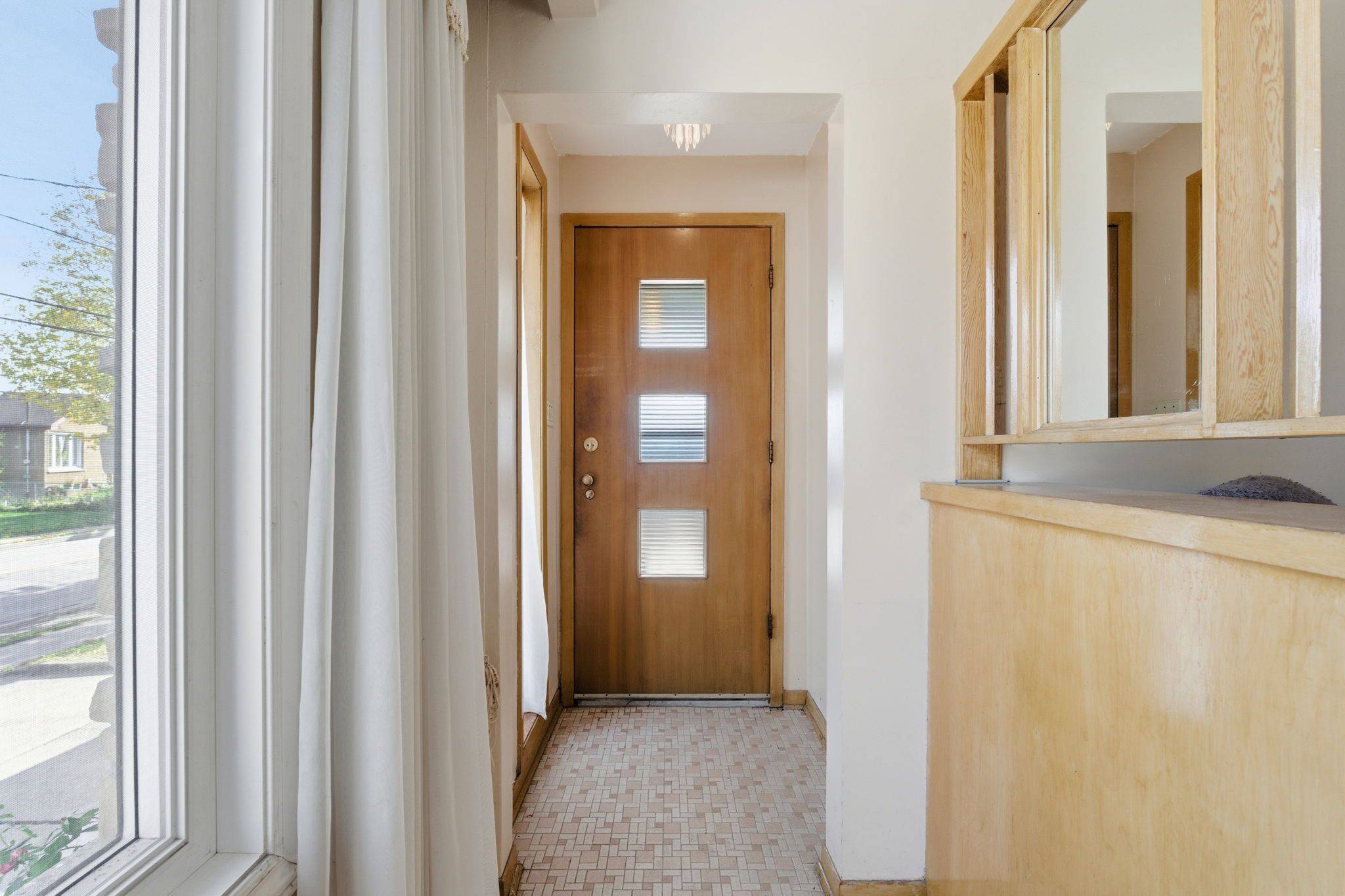 St. Catharines, ON L2M 4Z6,247 Grantham AVE