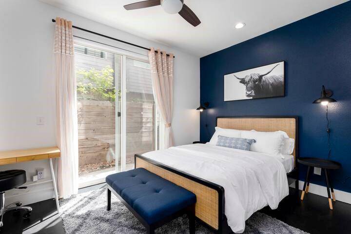 Dallas, TX 75215,1224 hyde Court