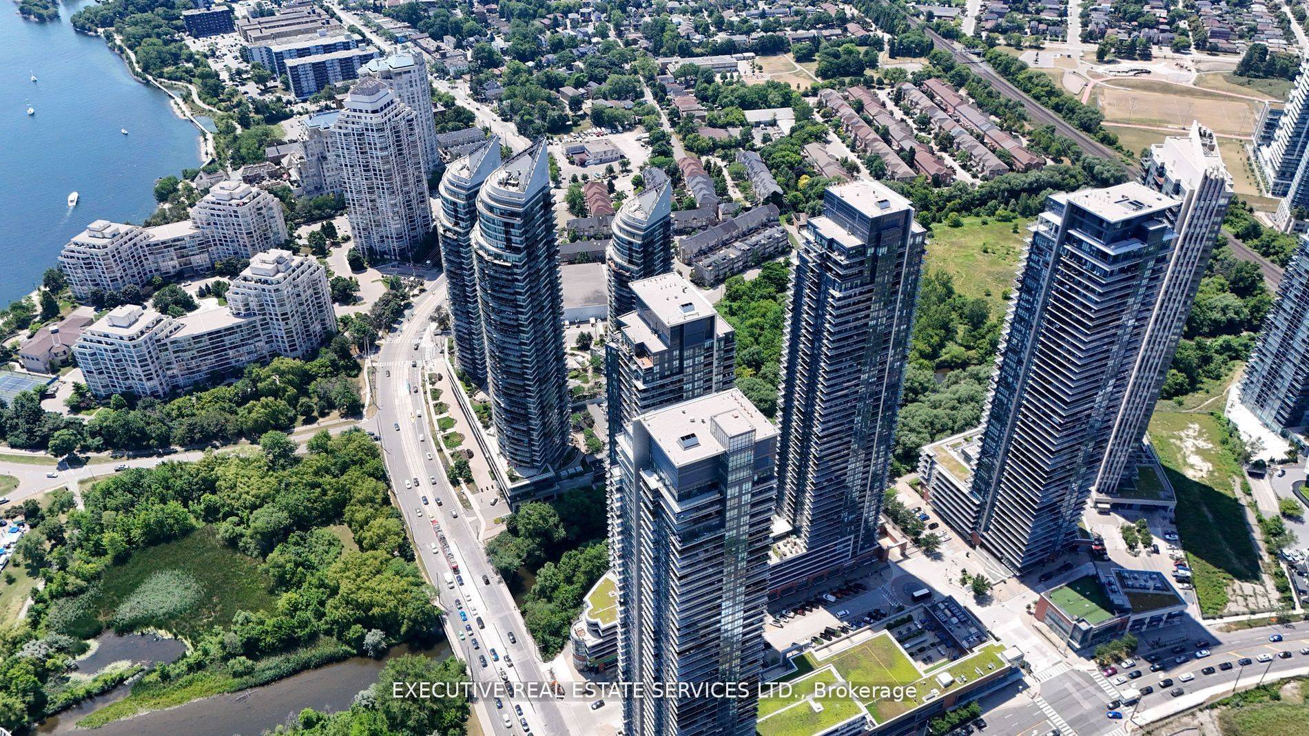 Toronto W06, ON M8V 1A4,2200 Lakeshore BLVD W #LPH07