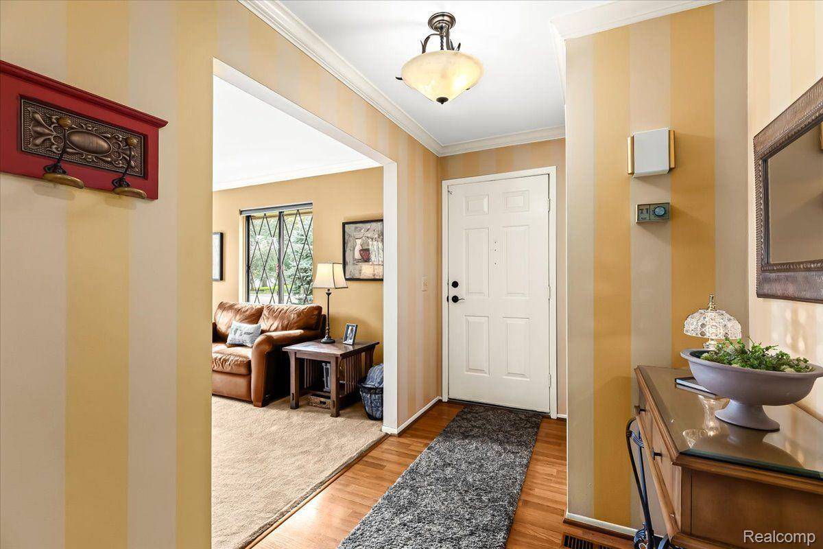 Rochester Hills, MI 48309,1961 PONDVIEW CT