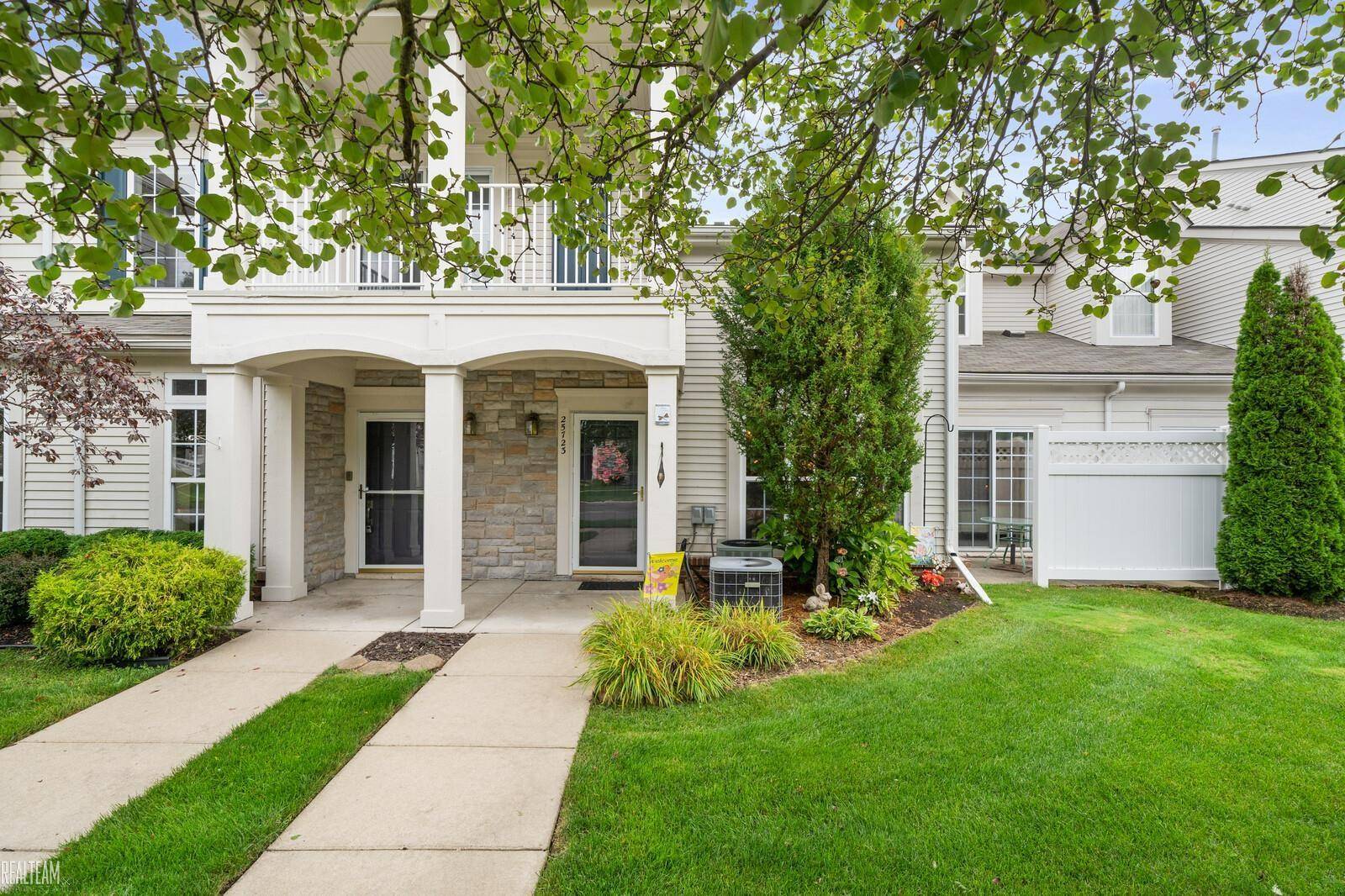 Harrison Twp, MI 48048,25723 Maritime