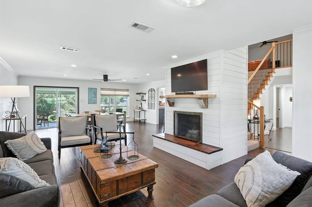 Lake Kiowa, TX 76240,116 Seminole Drive