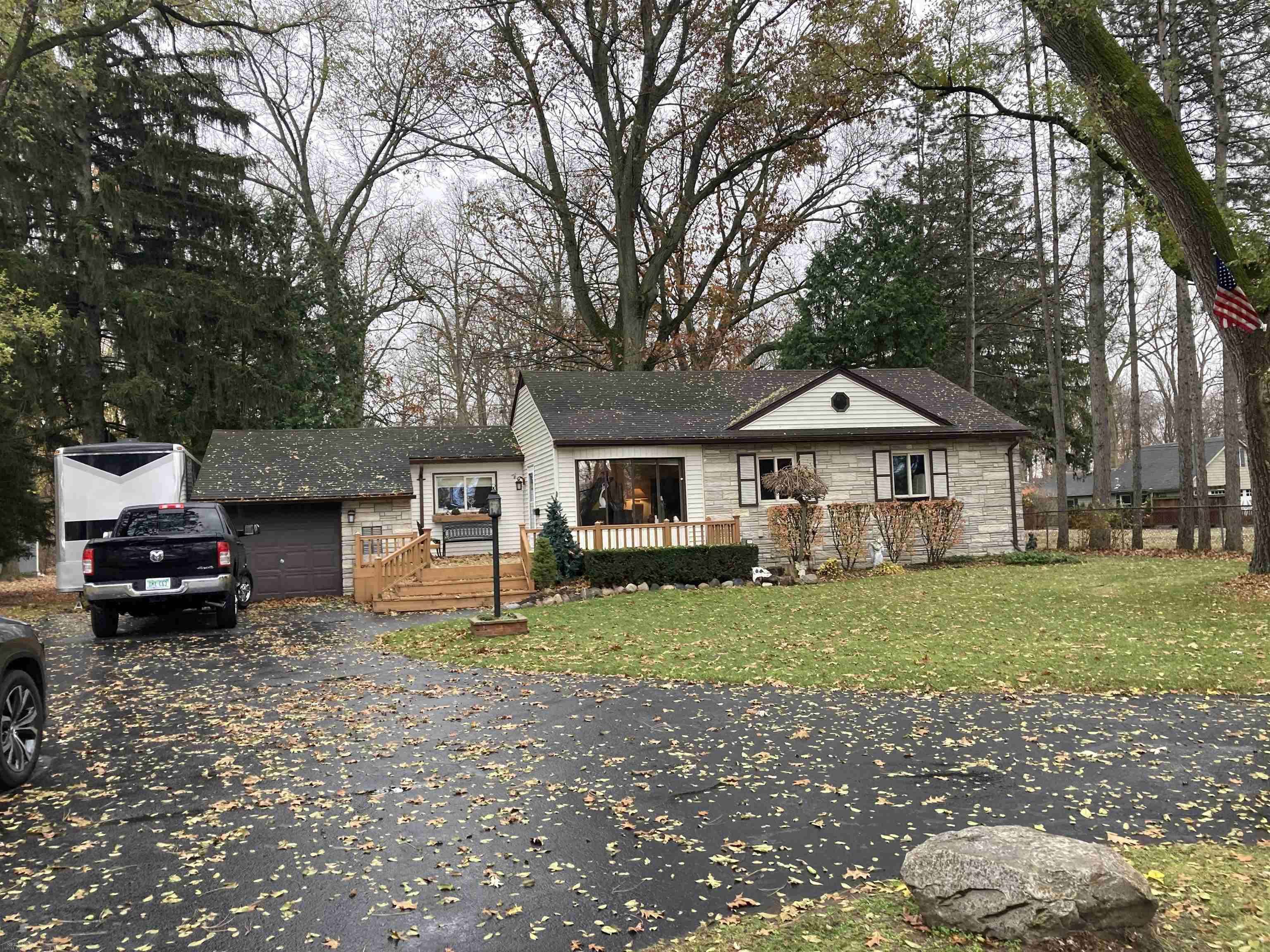 Clinton Township, MI 48036,15844 Millar