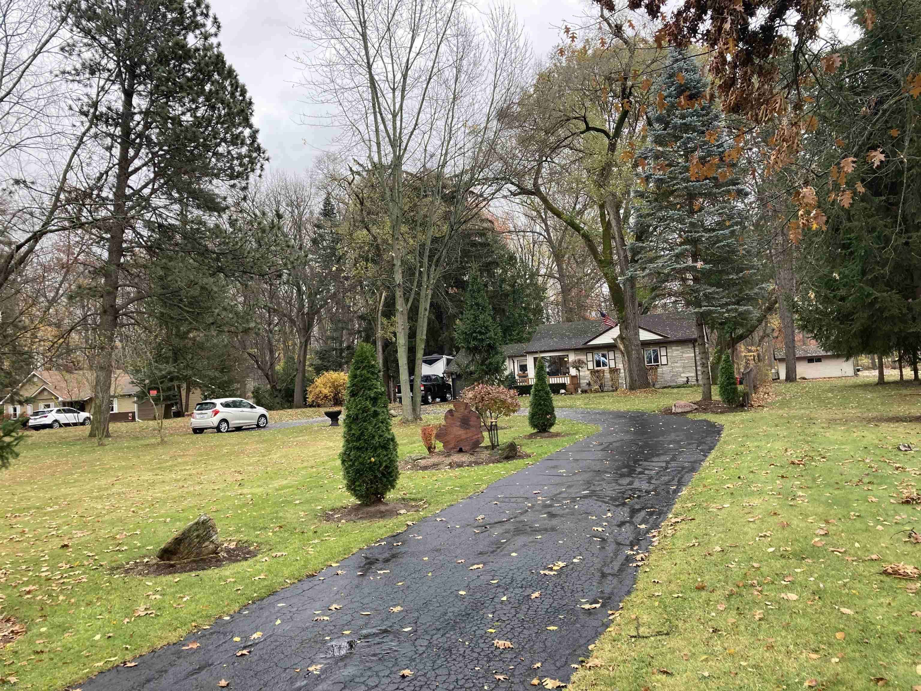 Clinton Township, MI 48036,15844 Millar