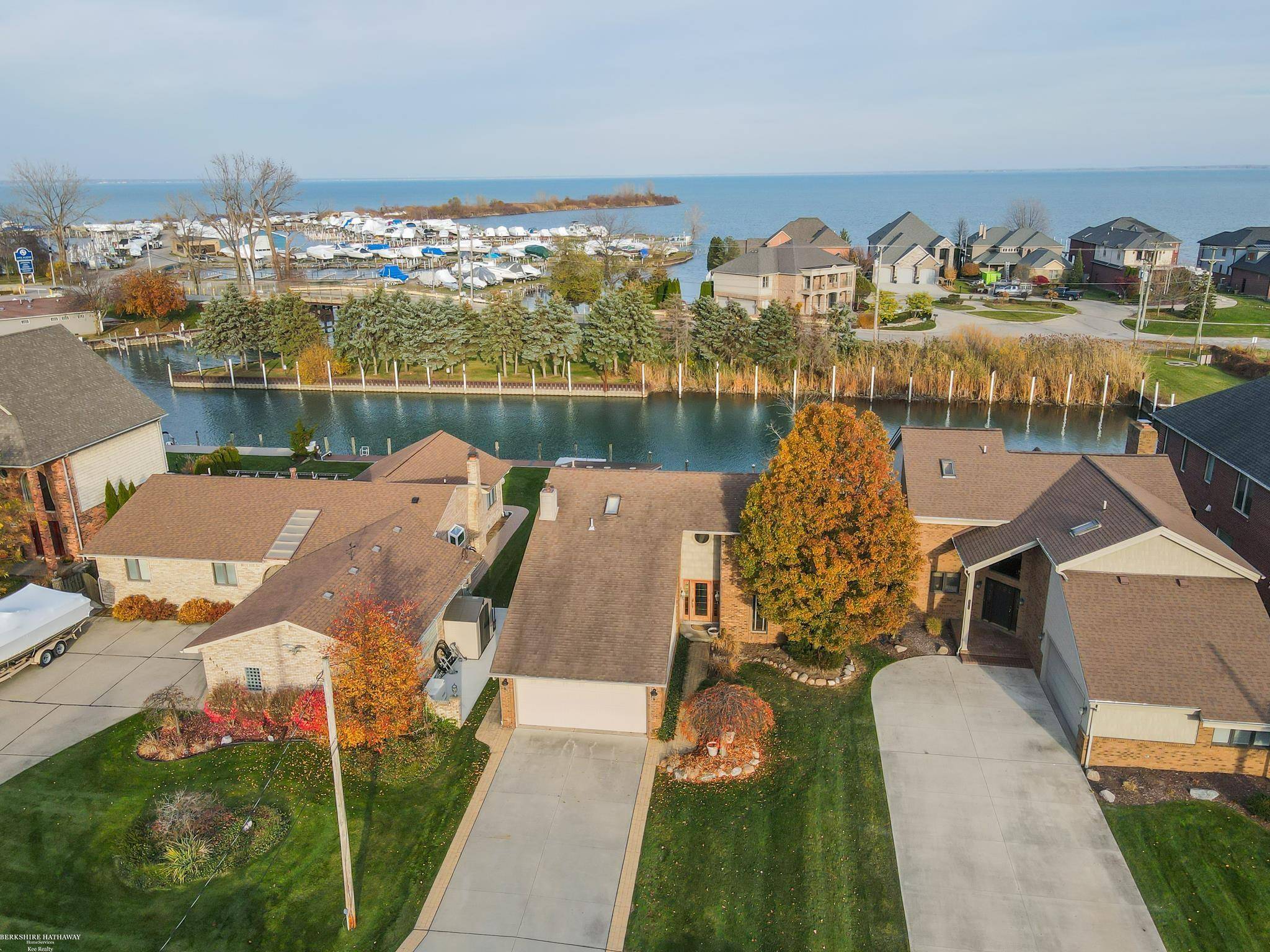 Harrison Twp, MI 48045,41620 Belvidere