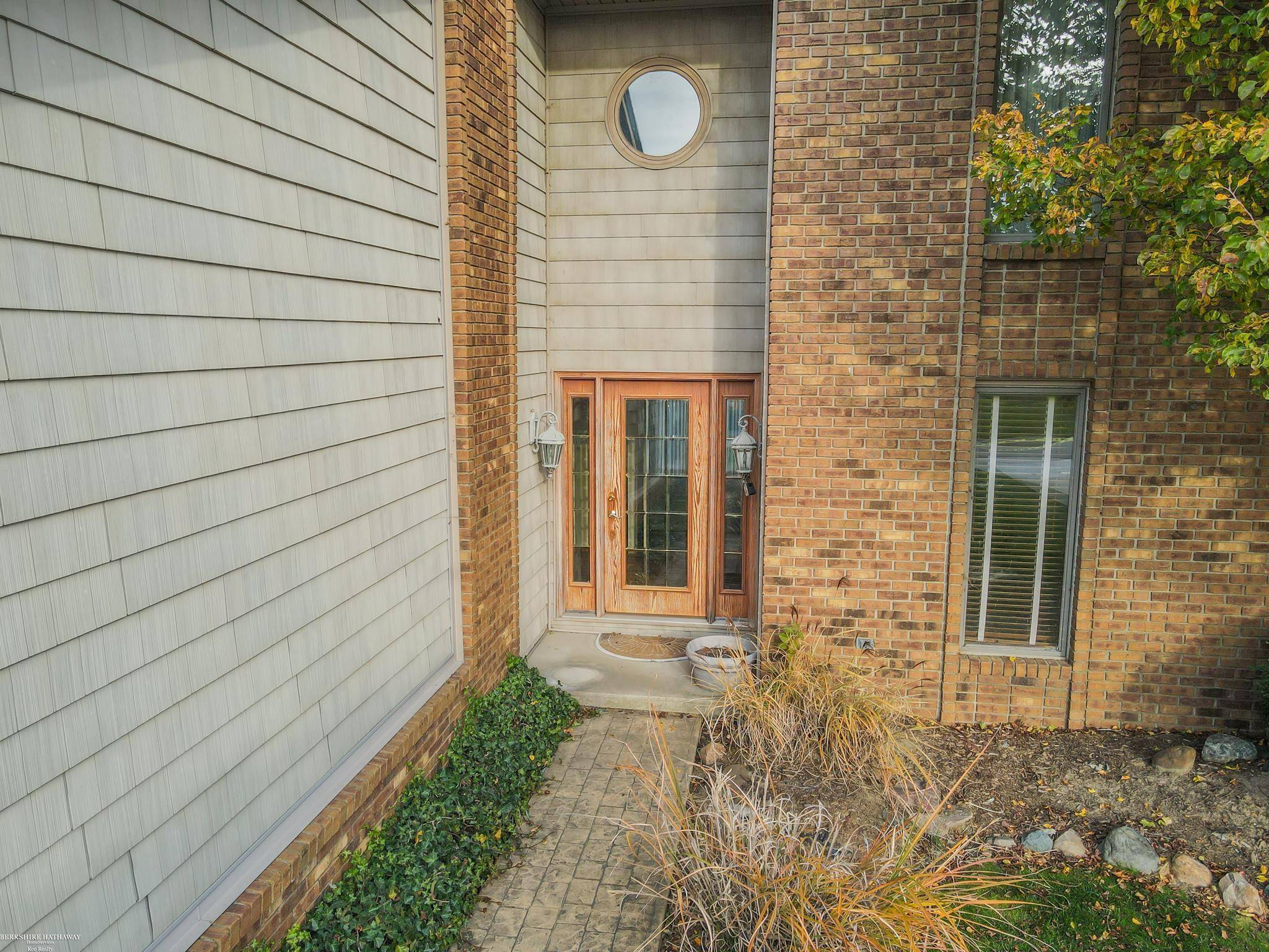 Harrison Twp, MI 48045,41620 Belvidere