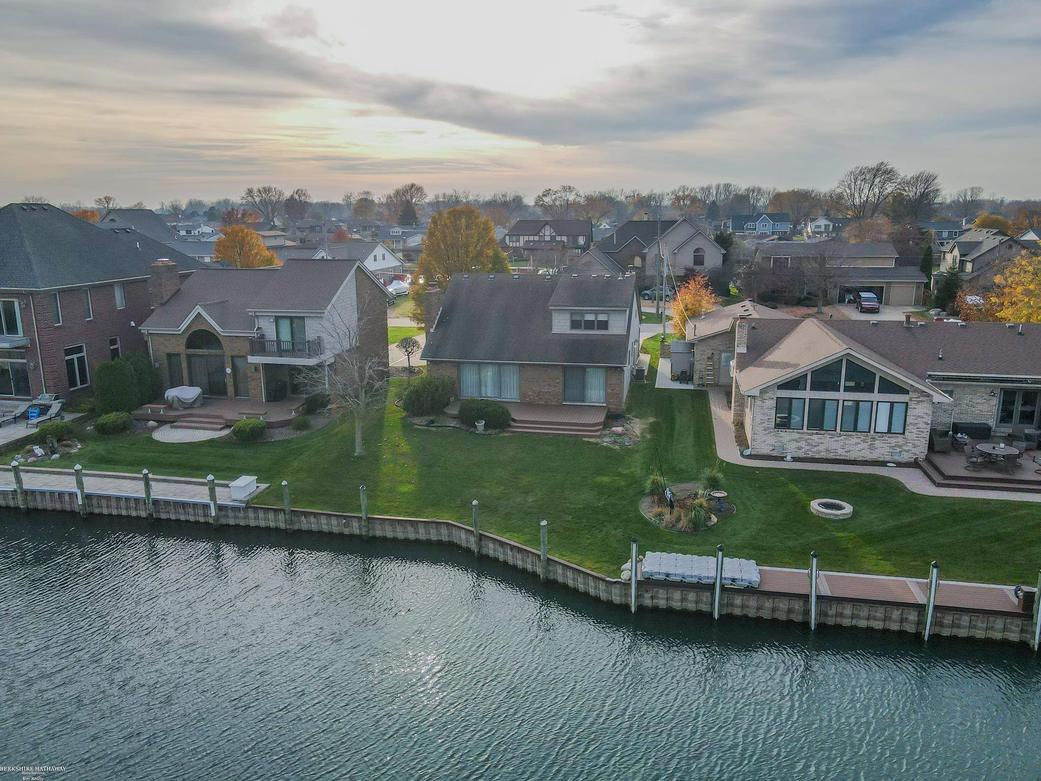 Harrison Twp, MI 48045,41620 Belvidere