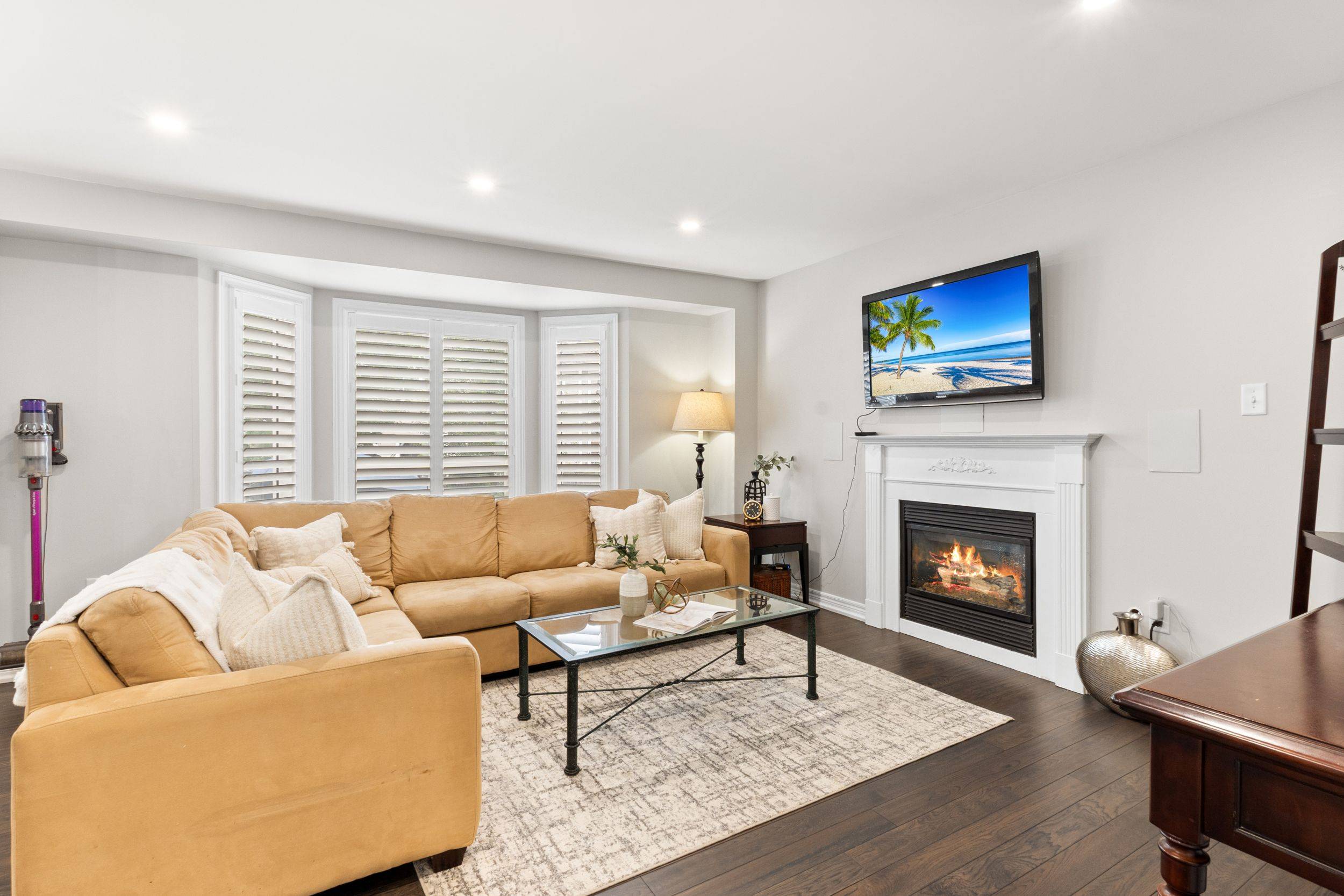 Ajax, ON L1Z 1M4,862 Audley RD S