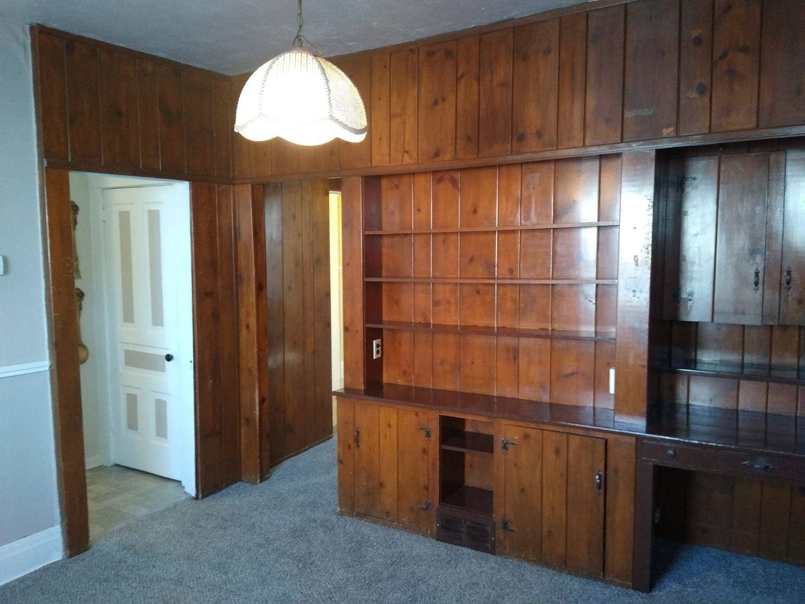 Flint, MI 48503,609 Thomson ST