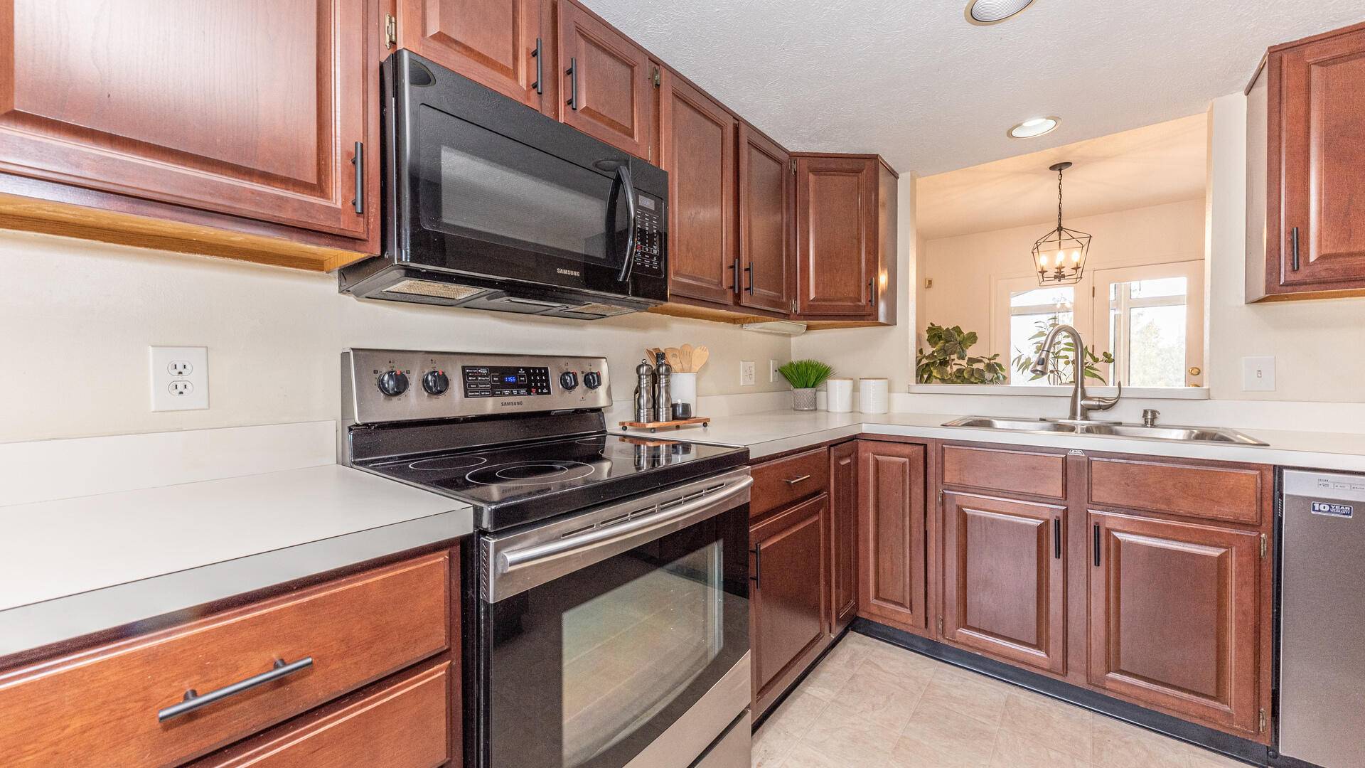 Ann Arbor, MI 48108,3463 Bent Trail DR