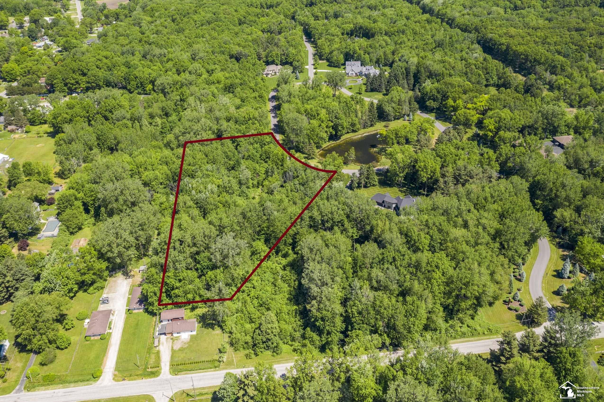 Lambertville, MI 48144,9107 Pine Forest