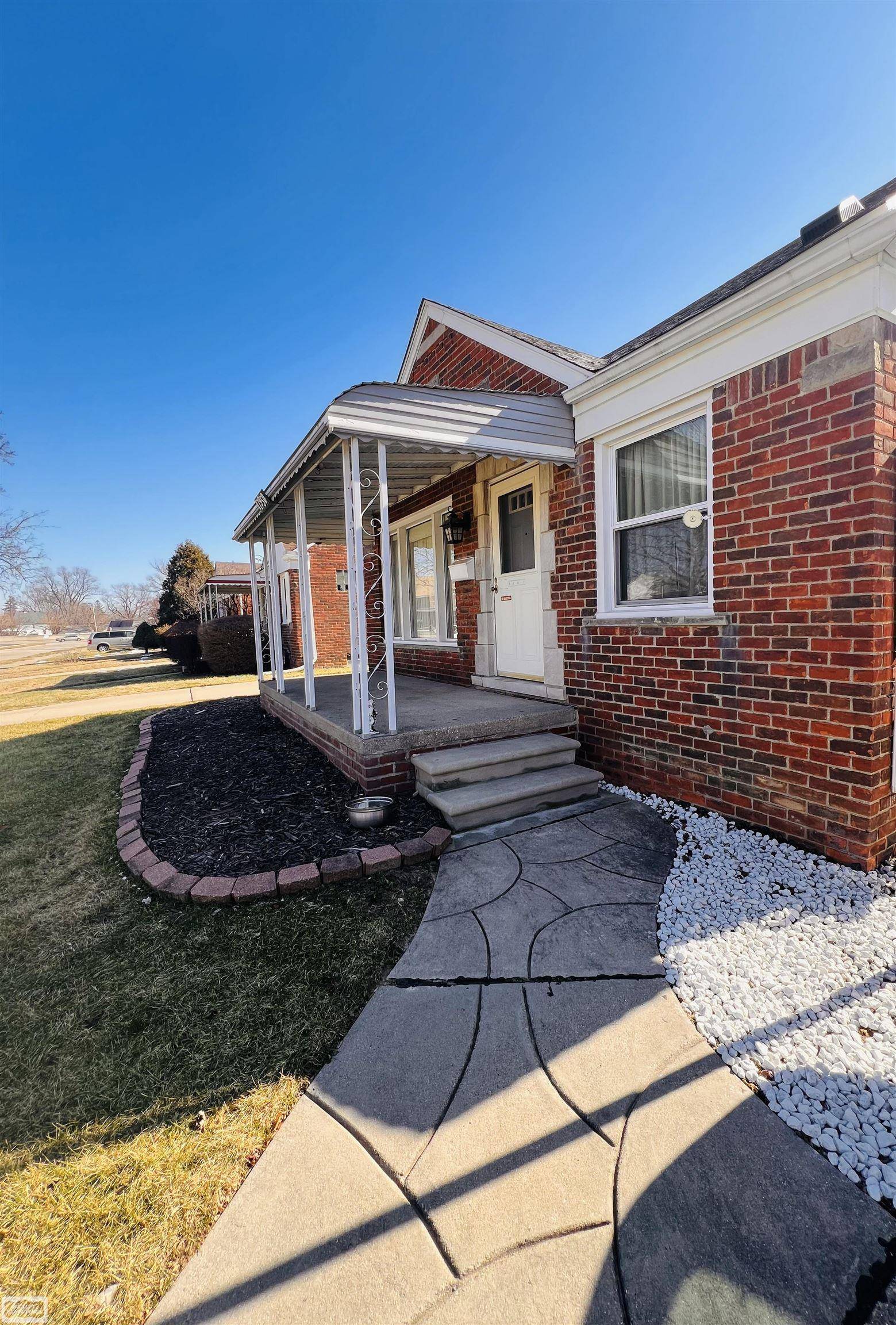 Roseville, MI 48066,17950 Lincoln Drive