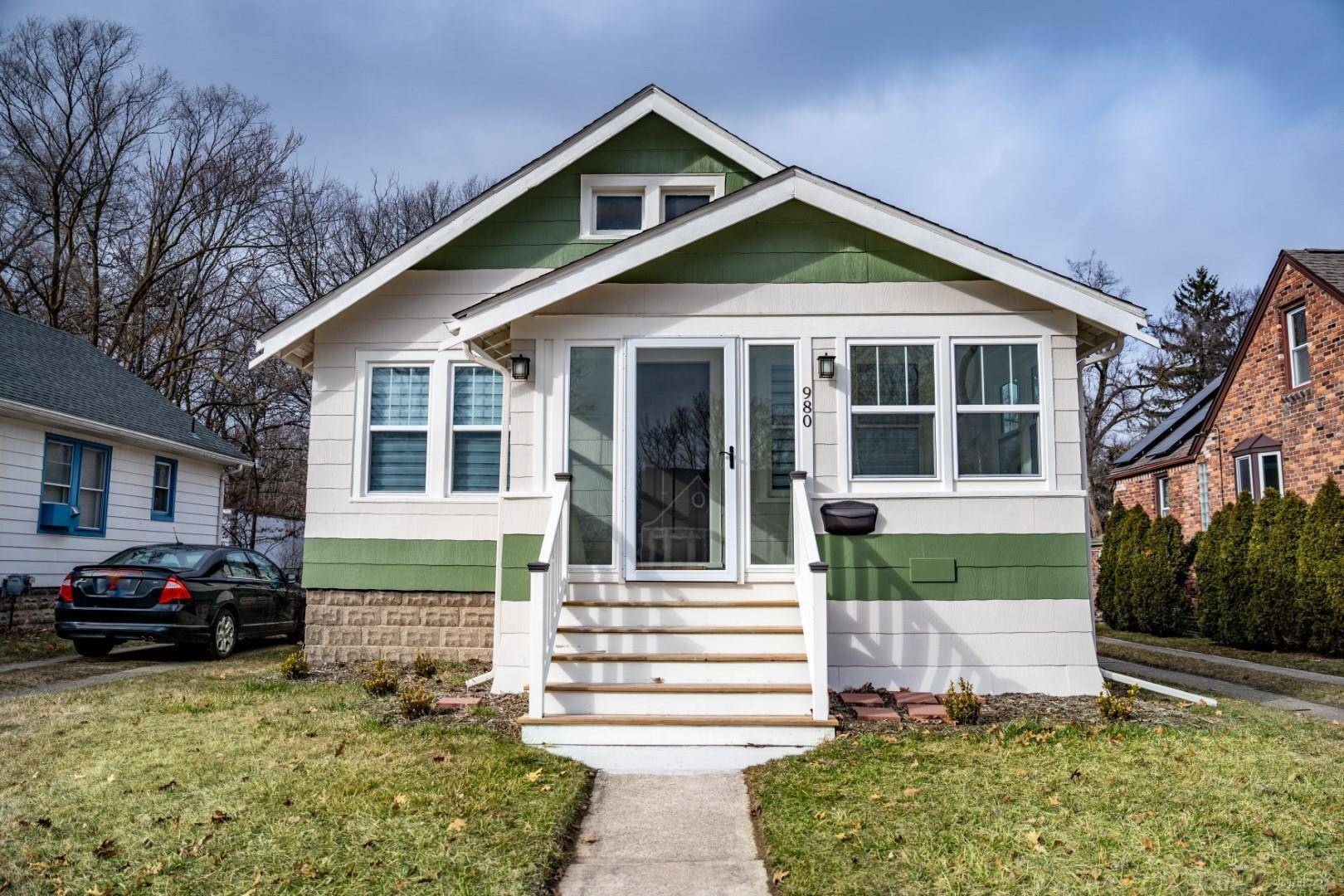 Ferndale, MI 48220,980 W Lewiston