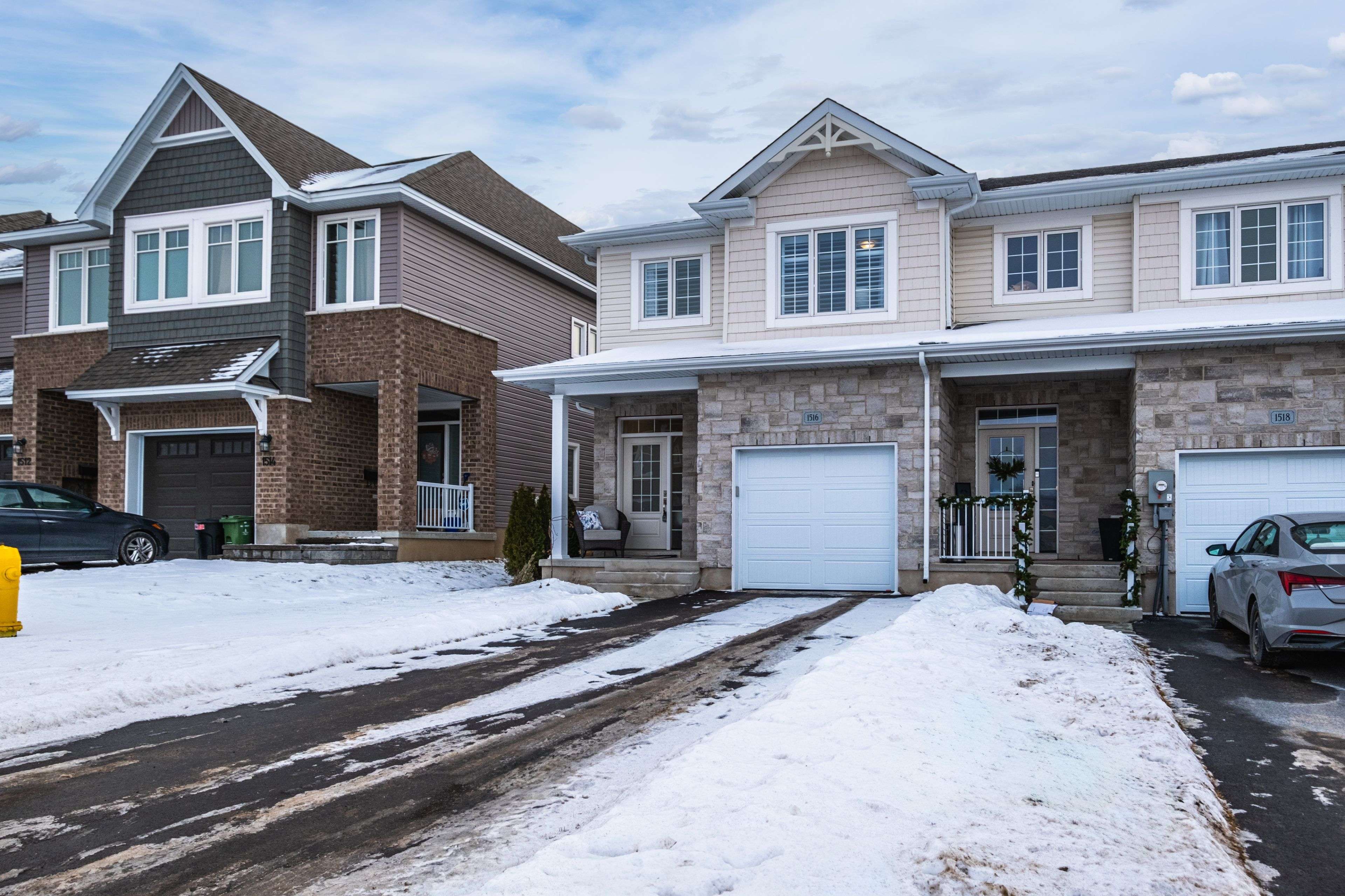 Kingston, ON K7K 0H6,1516 SCARLET ST