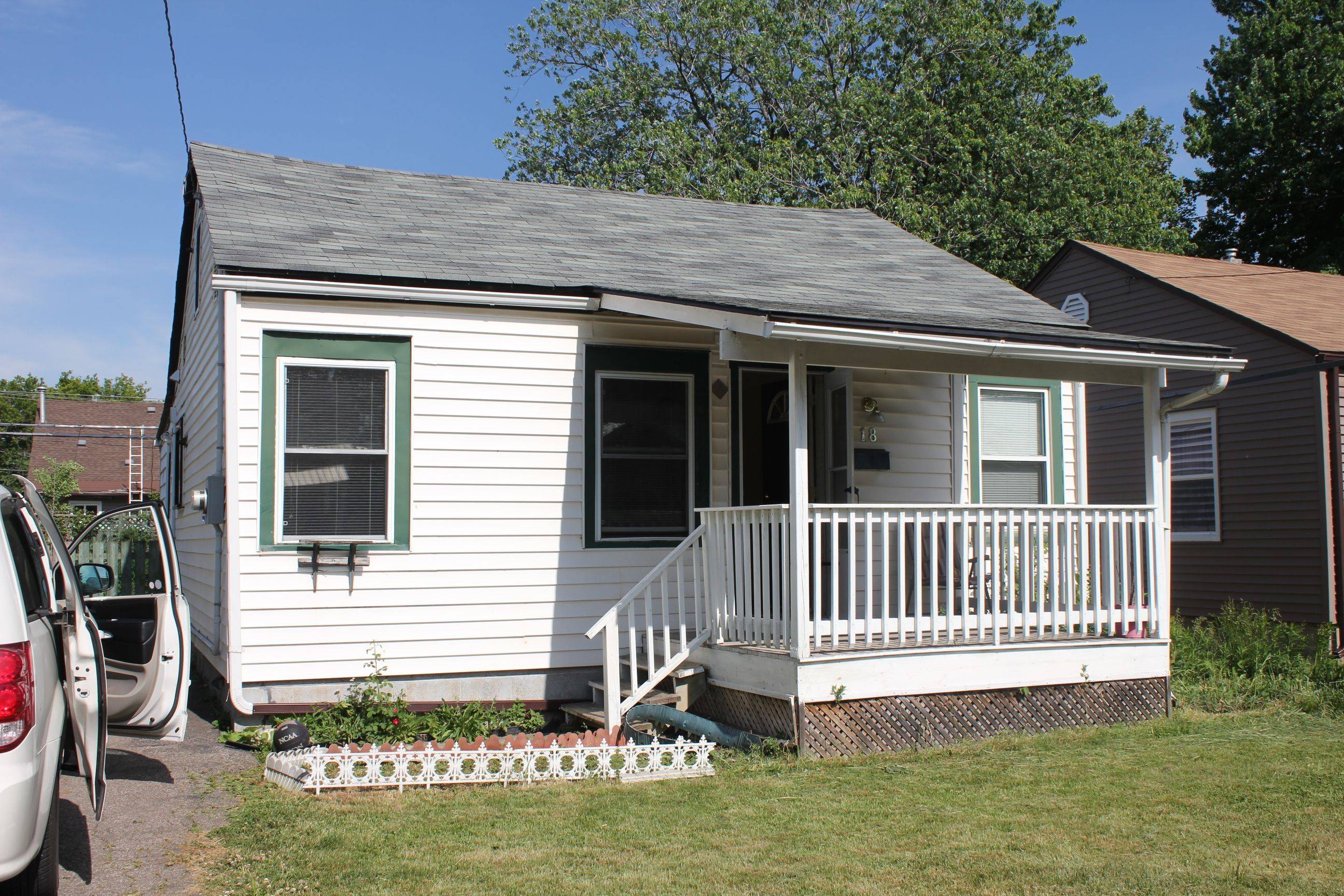 St. Catharines, ON L2M 5R4,18 Cosby AVE