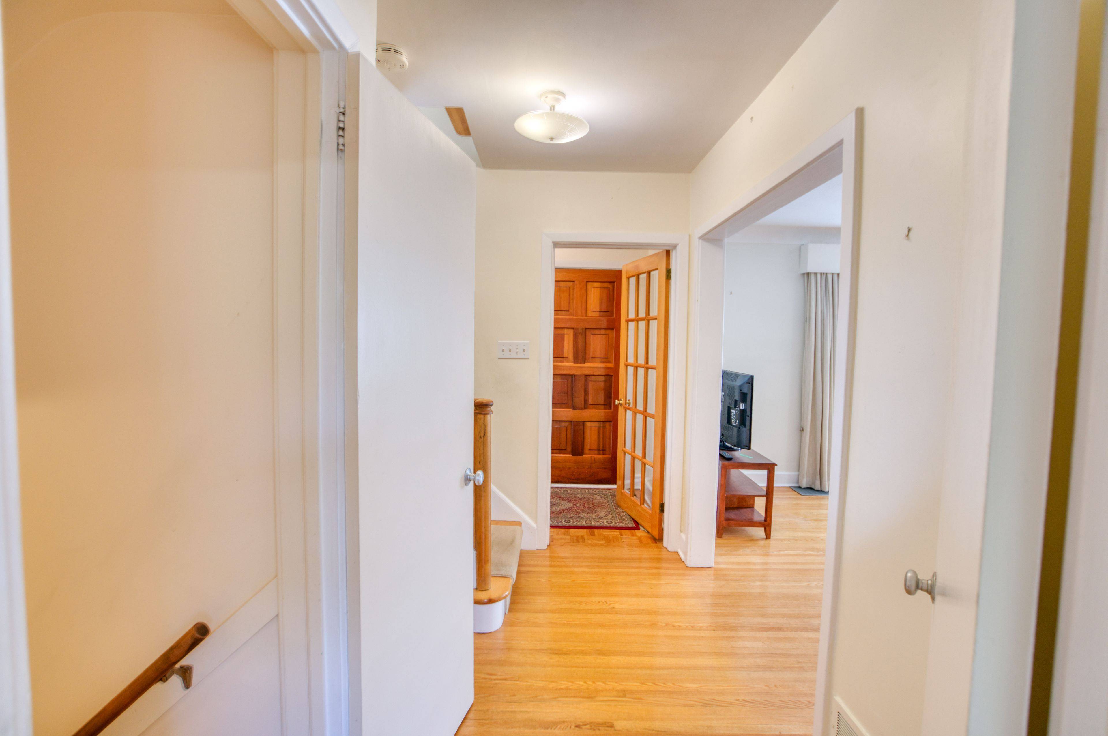 Dows Lake - Civic Hospital And Area, ON K1S 3G5,7 Madawaska DR