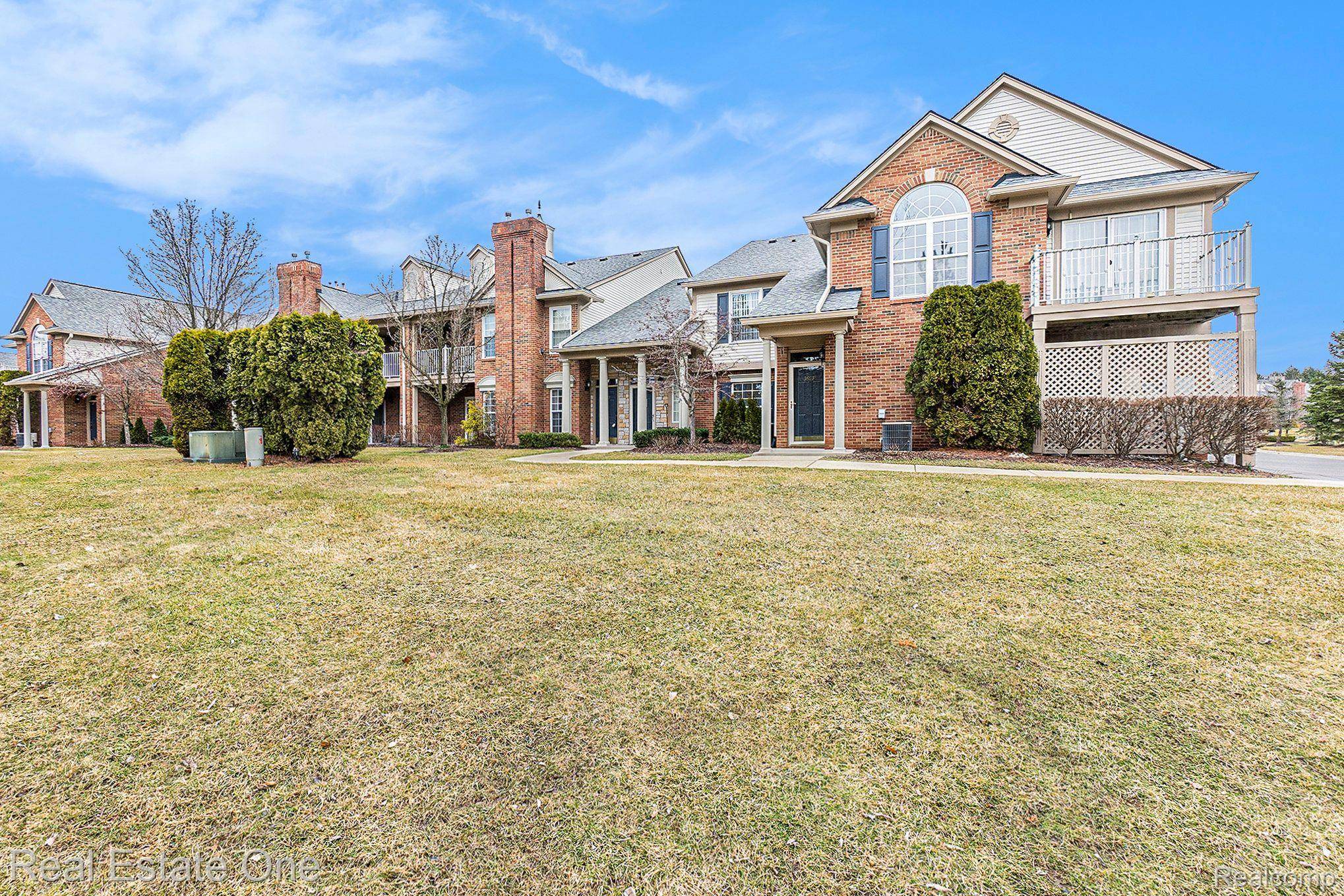 Rochester, MI 48306,3705 OAKMONTE BLVD #9