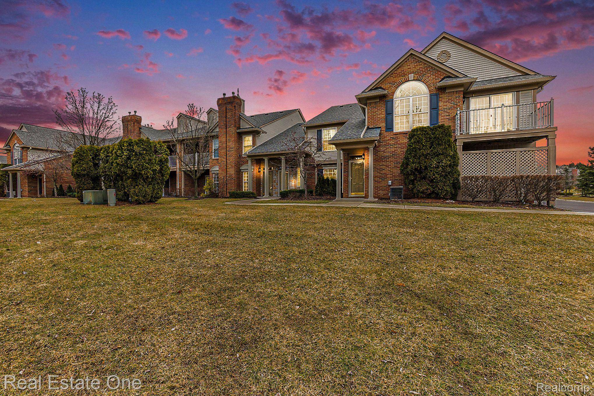 Rochester, MI 48306,3705 OAKMONTE BLVD #9