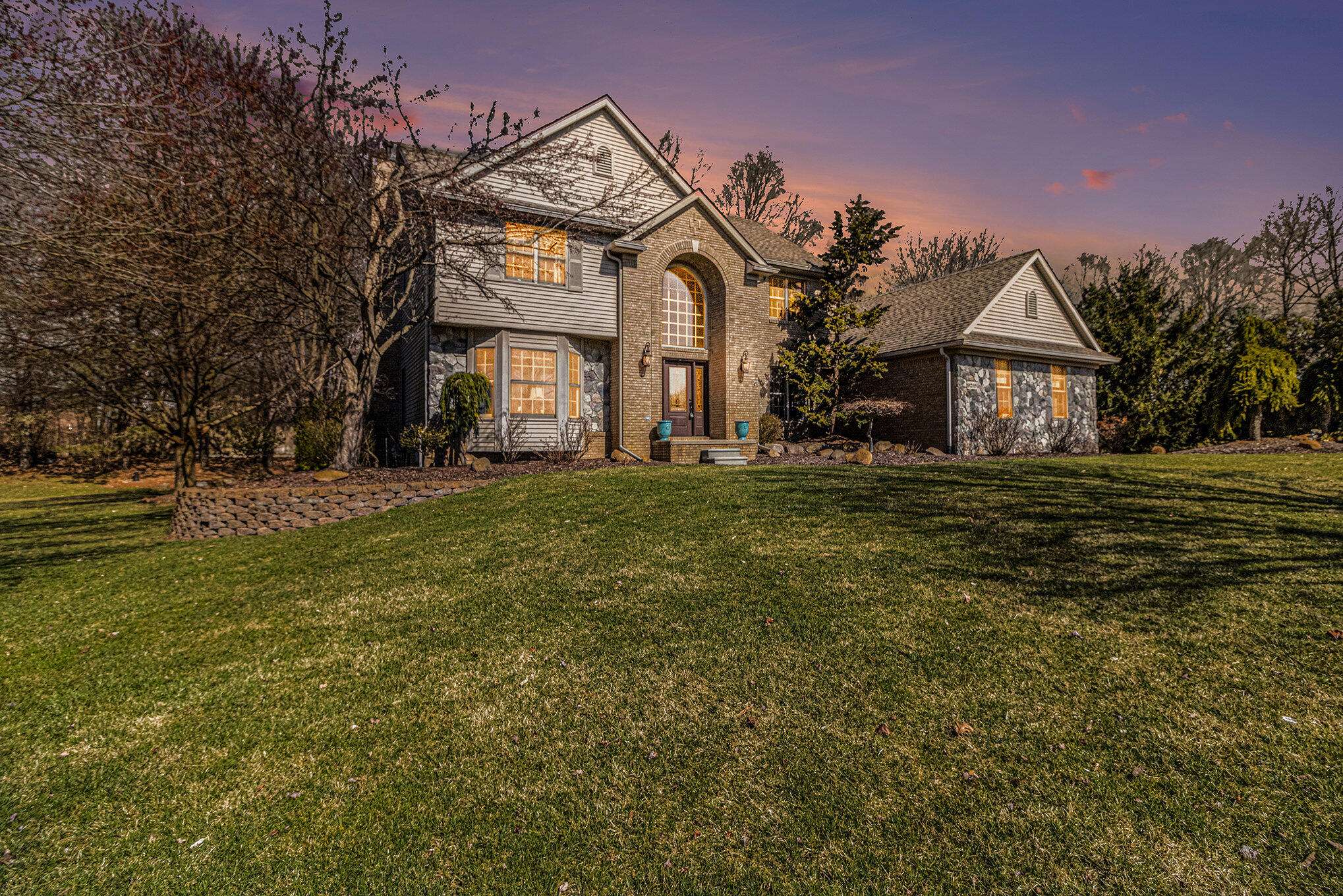 Saline, MI 48176,9219 Sandhill CT