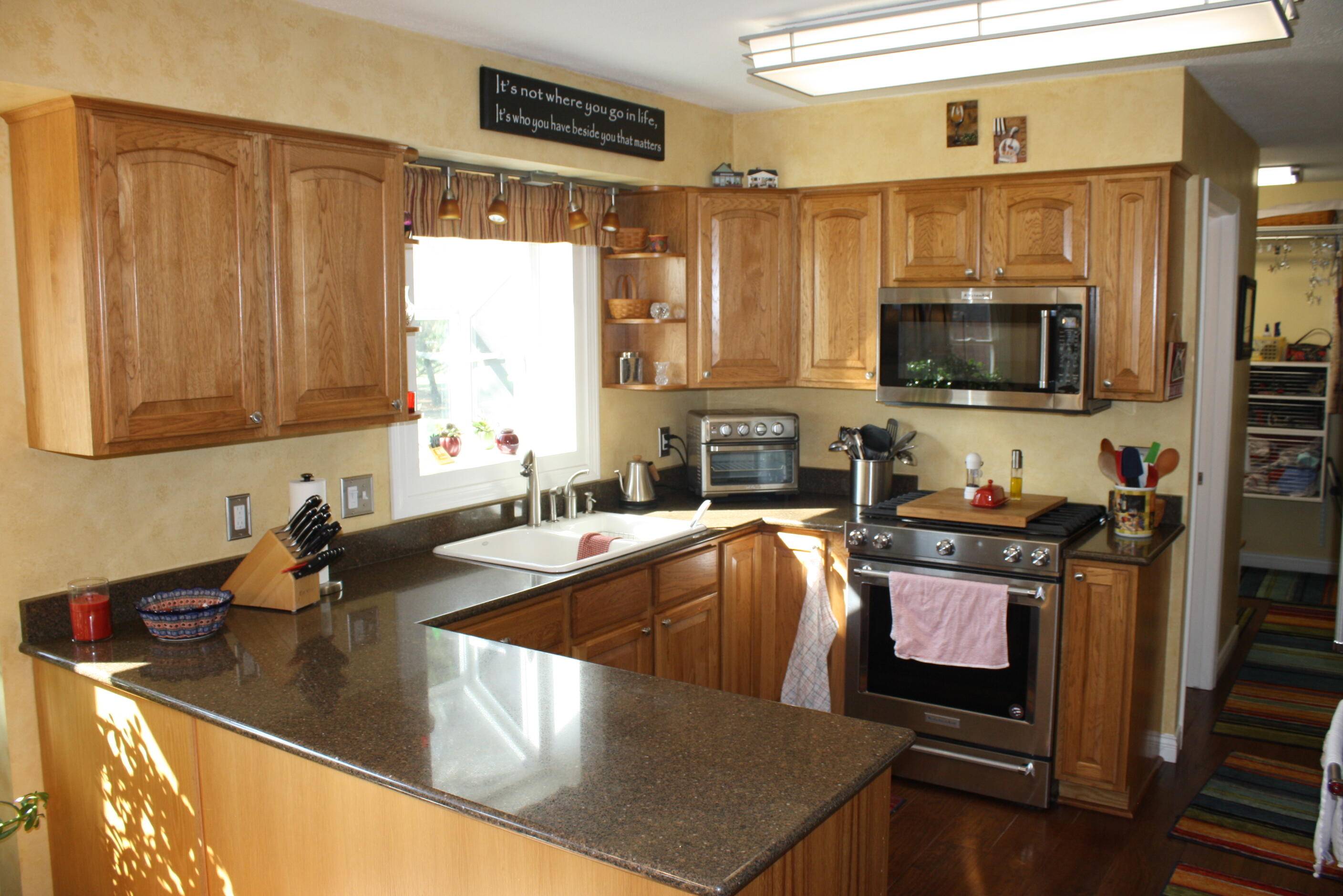 Saline, MI 48176,6951 Heatheridge DR