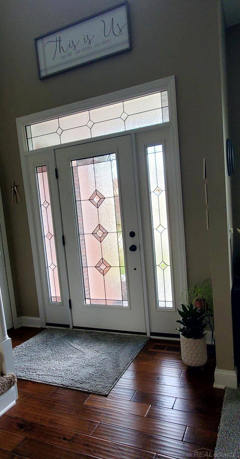 Harrison Twp, MI 48045,39143 Canterbury